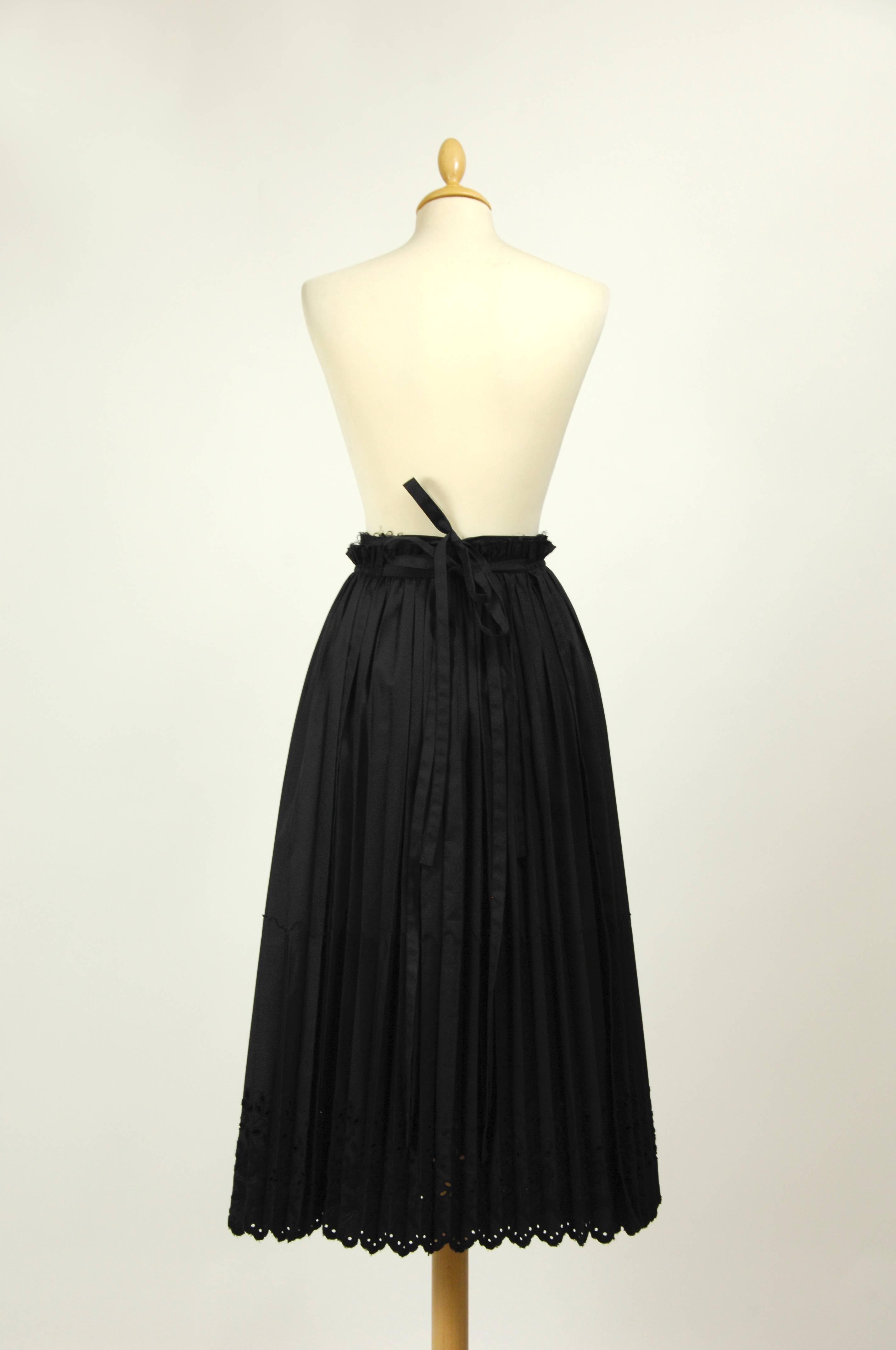 Comme des Garçons Sacai Pleated Skirt In Excellent Condition In Milan, Italy