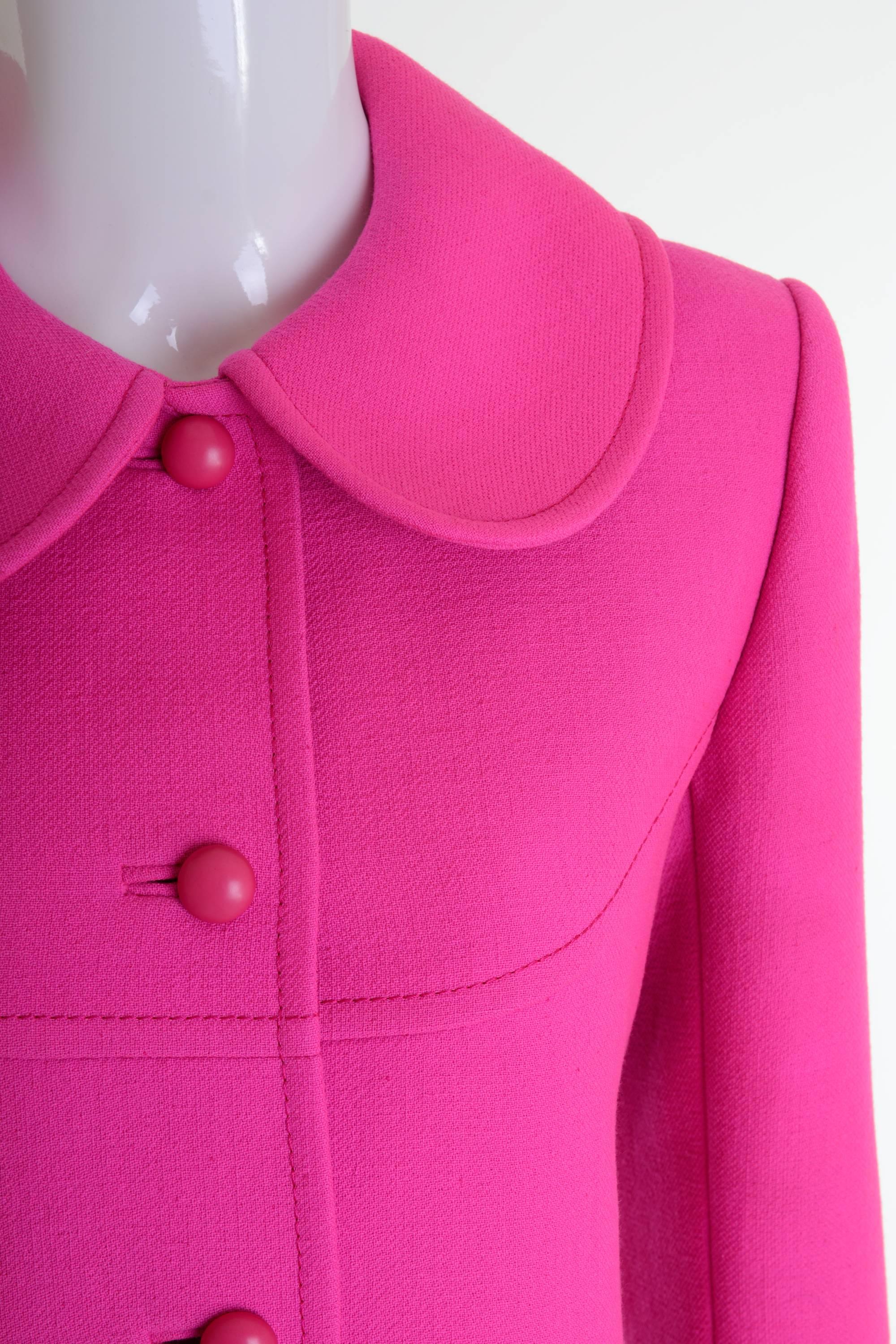 1970s Miss Dior Shocking Pink Overcoat In Excellent Condition In Milan, Italy