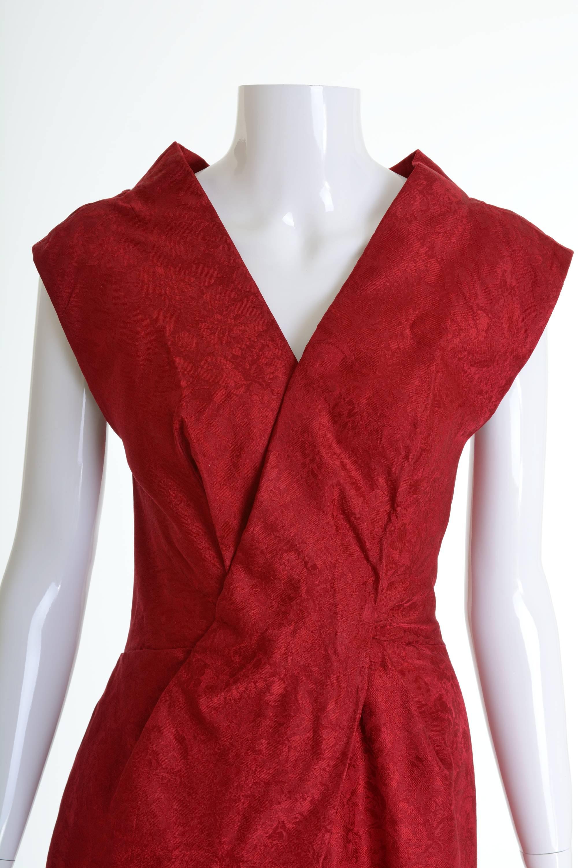 1950s Italian Couture Burgundy Red Brocade Cocktail Dress In Excellent Condition In Milan, Italy