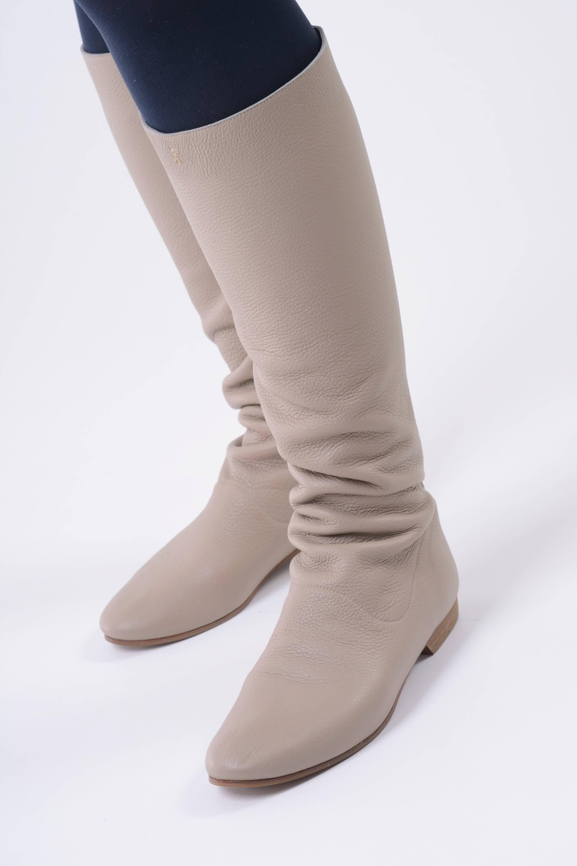 Henry Beguelin Beige Deer Leather Knee Slouch Boots  For Sale 2