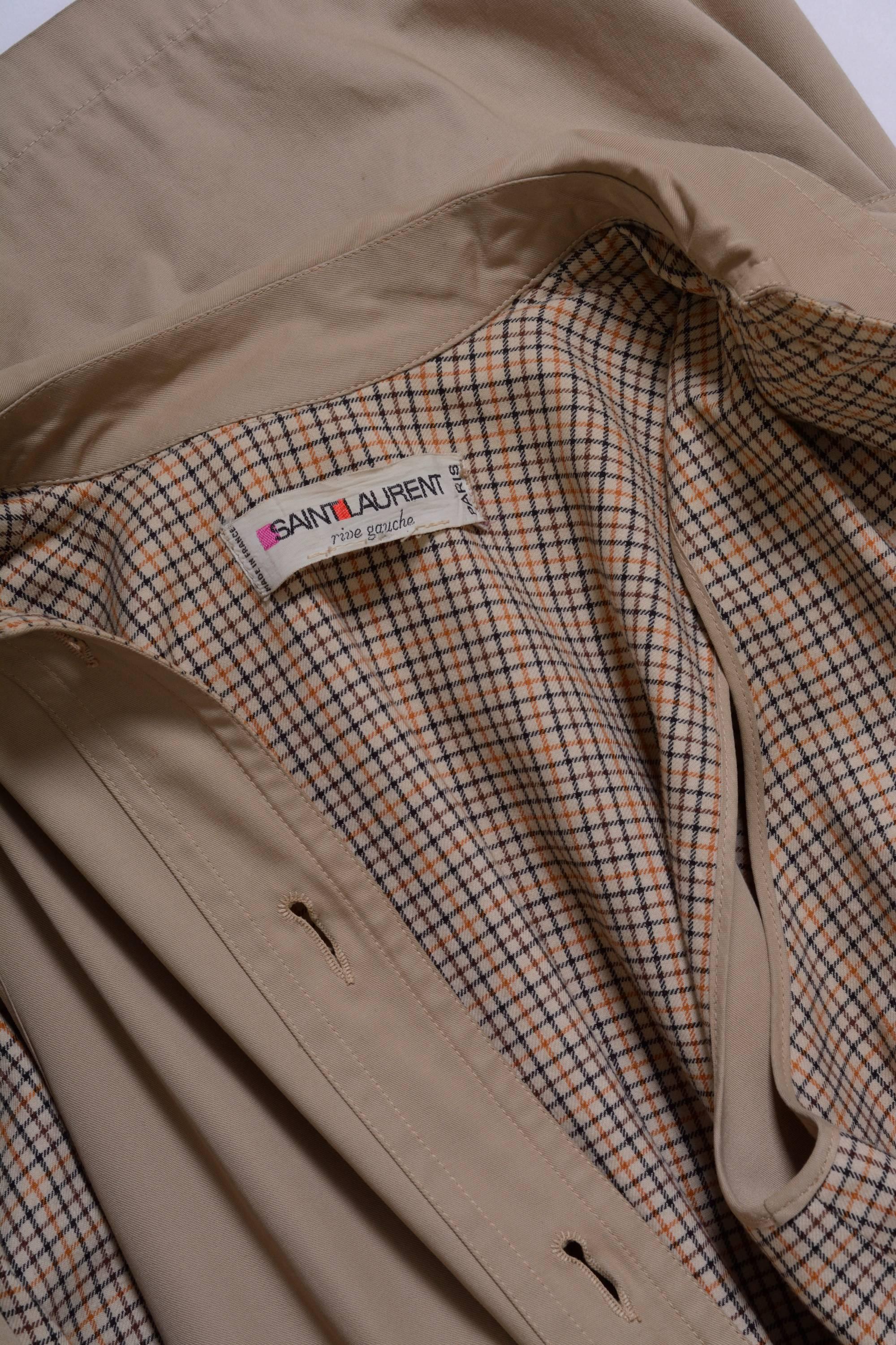 1970s Yves Saint Laurent YSL Rive Gauche Cape Coat In Excellent Condition In Milan, Italy