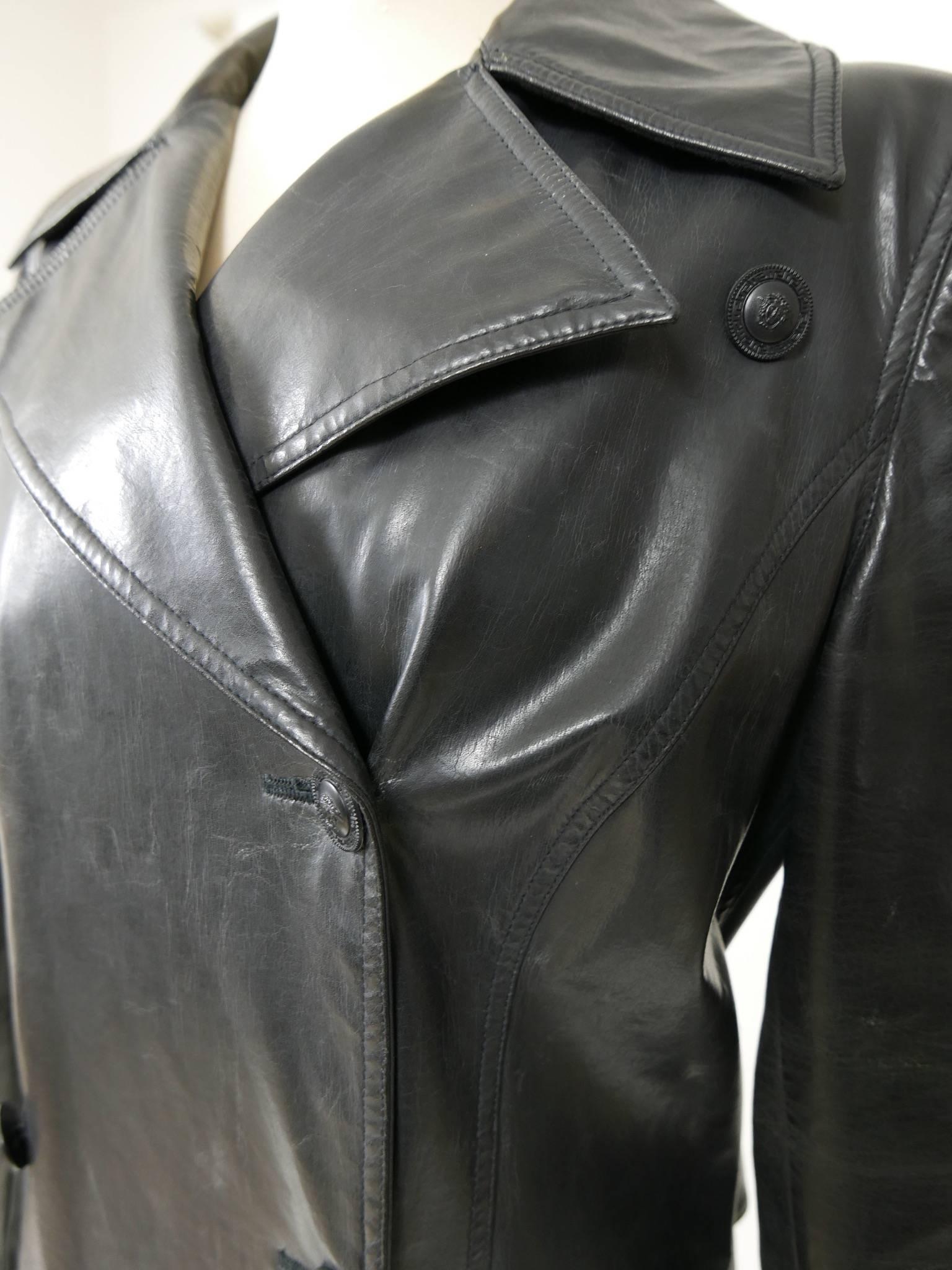 Women's 1990s GIANNI VERSACE Black Leather Trench Coat For Sale