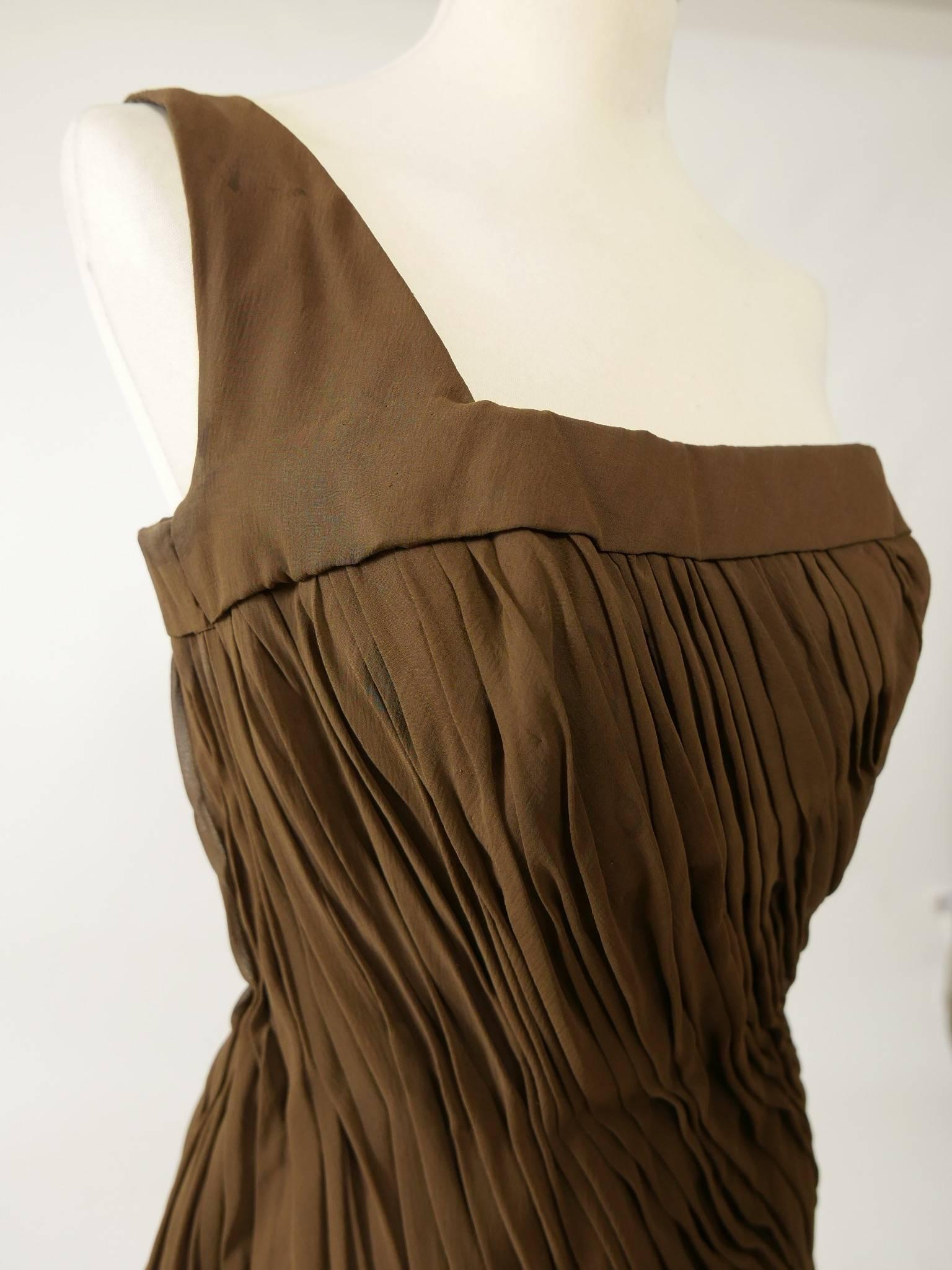 Women's 1950s Chocolate Brown Silk Crepe Cocktail Wiggle One Shoulder Dress For Sale