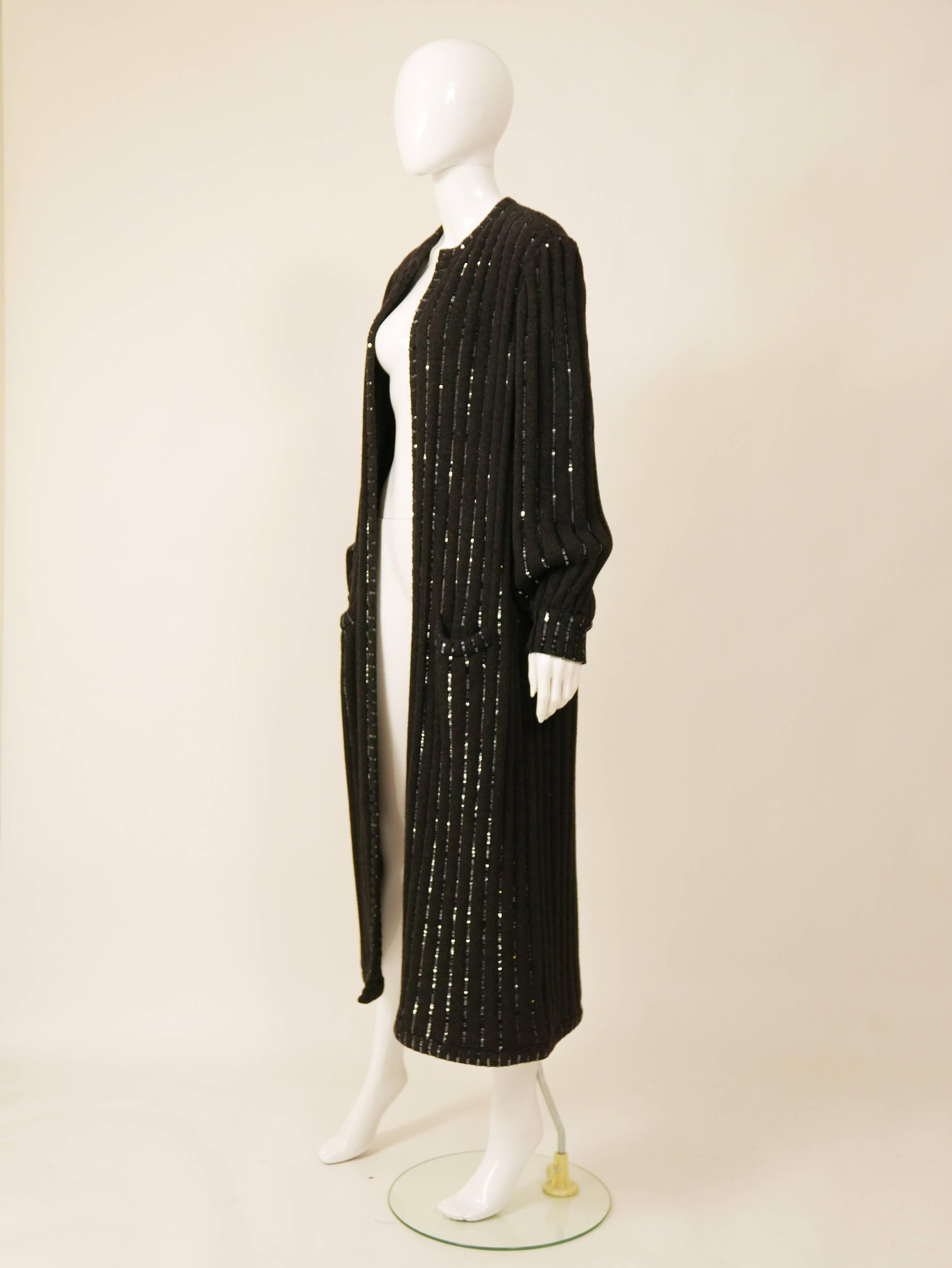 1980s VALENTINO Boutique Black Sequins Sweater Coat In Good Condition In Milan, Italy