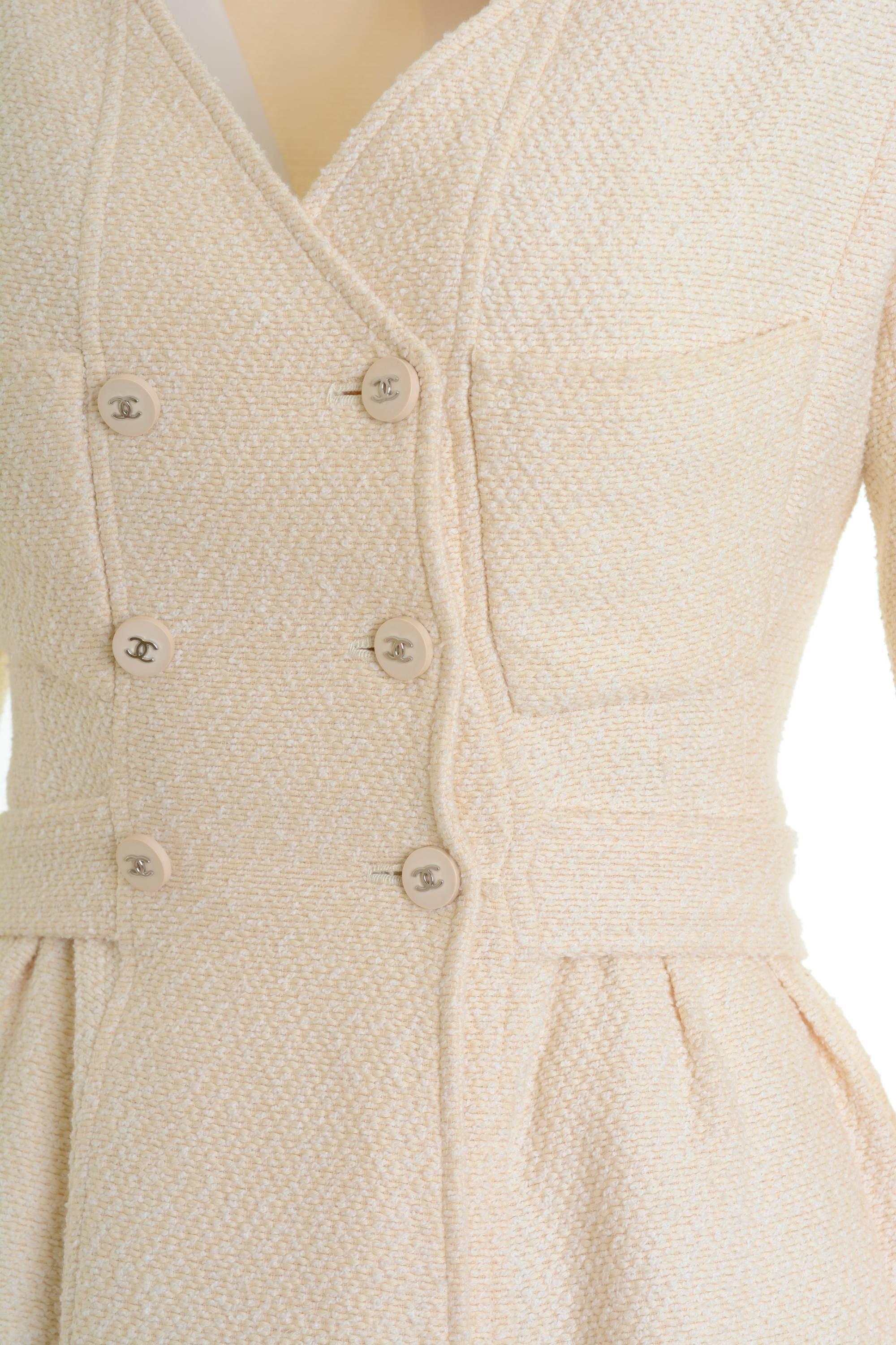 Beige 1990s Chanel Boutique Cream Wool Coat/Dress