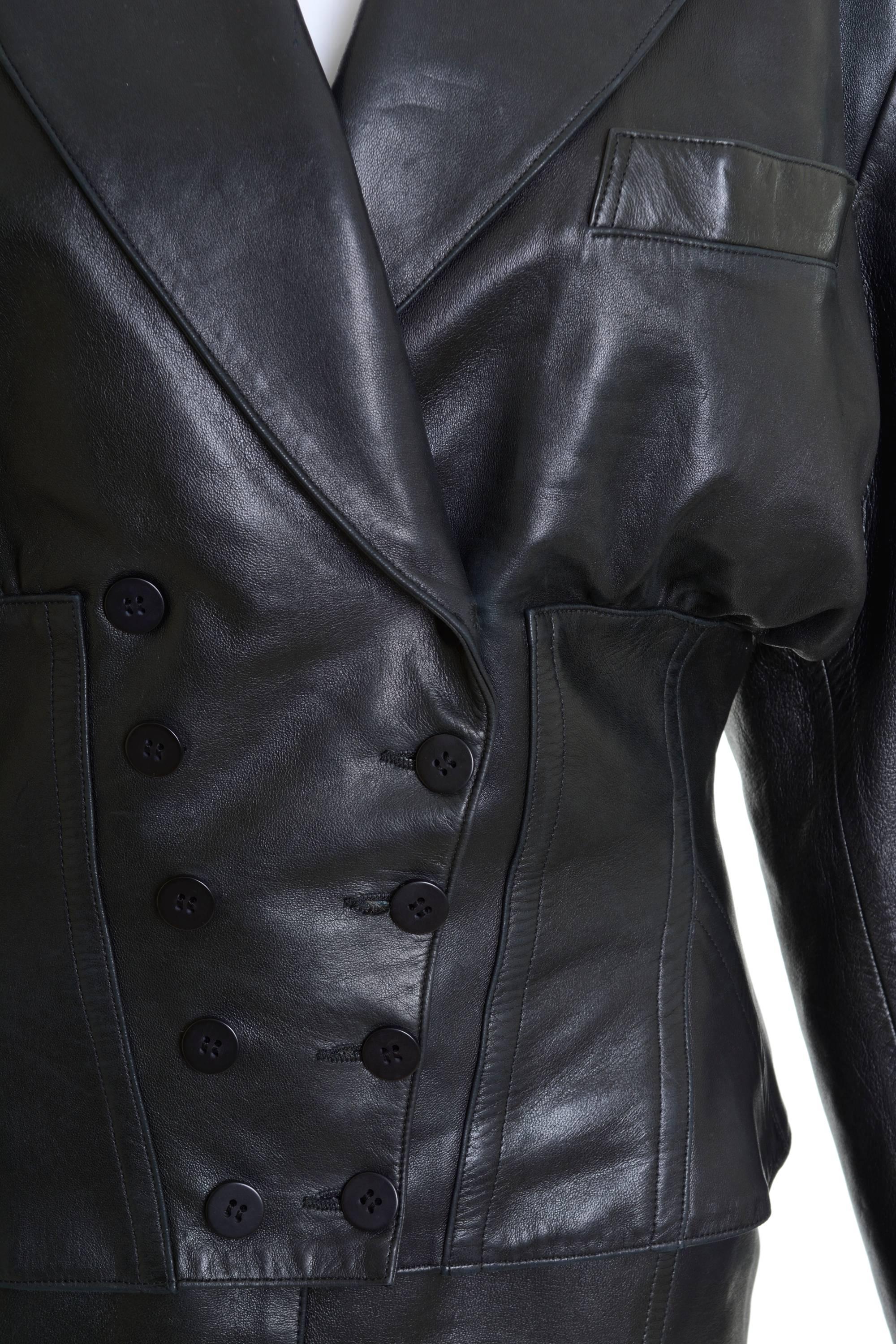 1990s Alaïa Black Leather Jacket & Skirt In Good Condition For Sale In Milan, Italy
