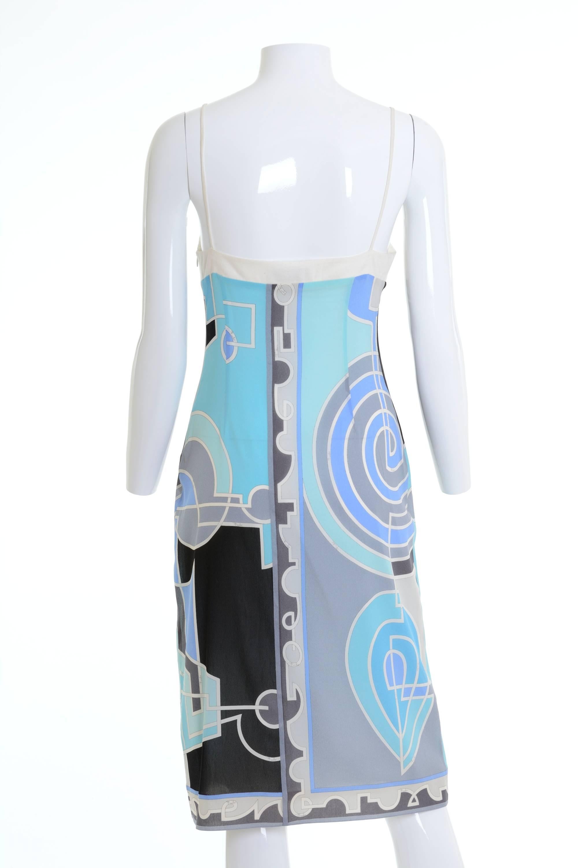 This lovely Emilio Pucci dress is made of silk stretch fabric with geometric abstract Pucci style print. It has spaghetti straps and is fully lined.

Good condition

Label: Emilio Pucci - Firenze
Fabric: silk/cotton/spandex
Color: