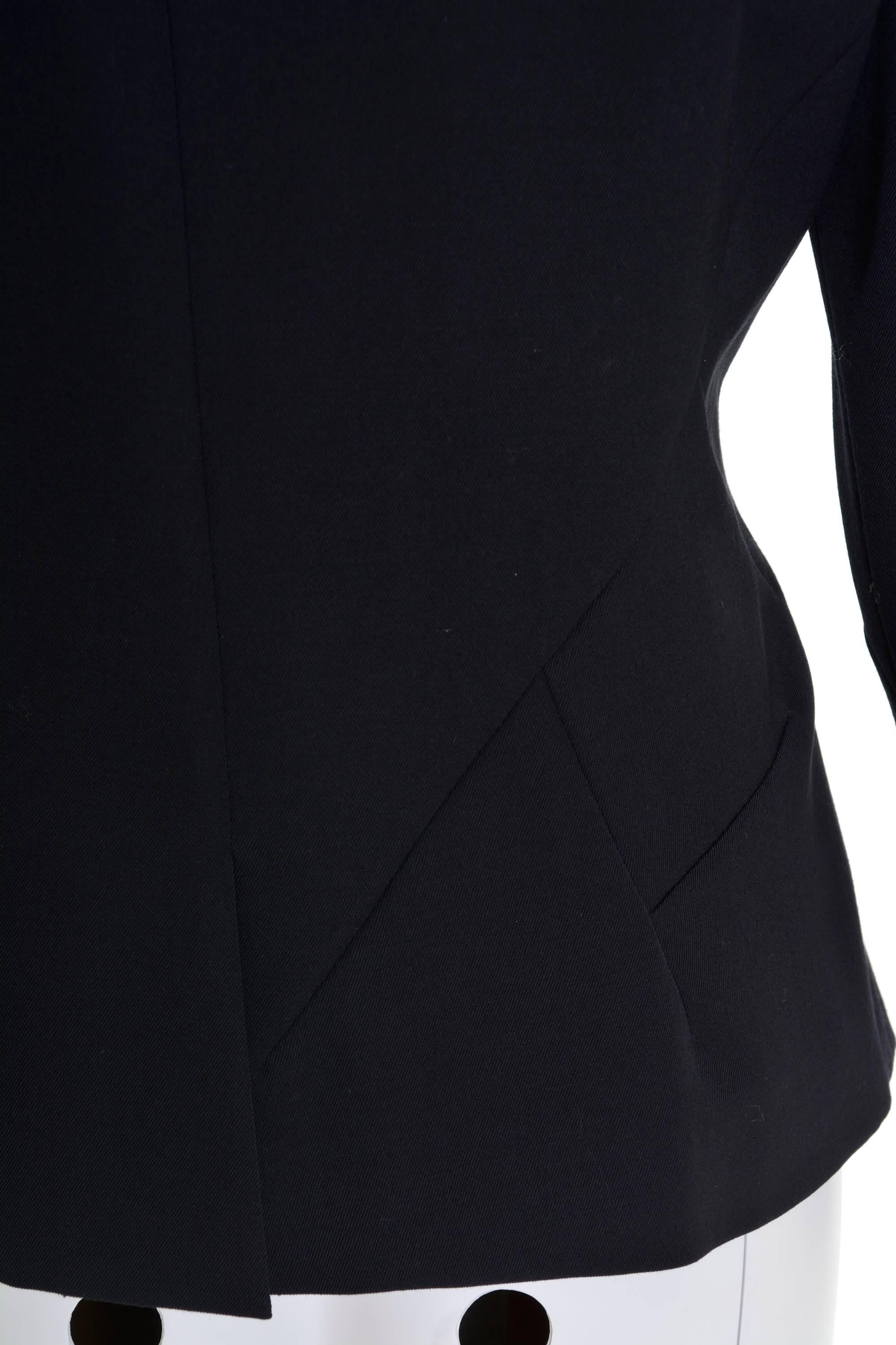 Women's YOHJI YAMAMOTO Black Asymmetric Gabardine Blazer Jacket For Sale