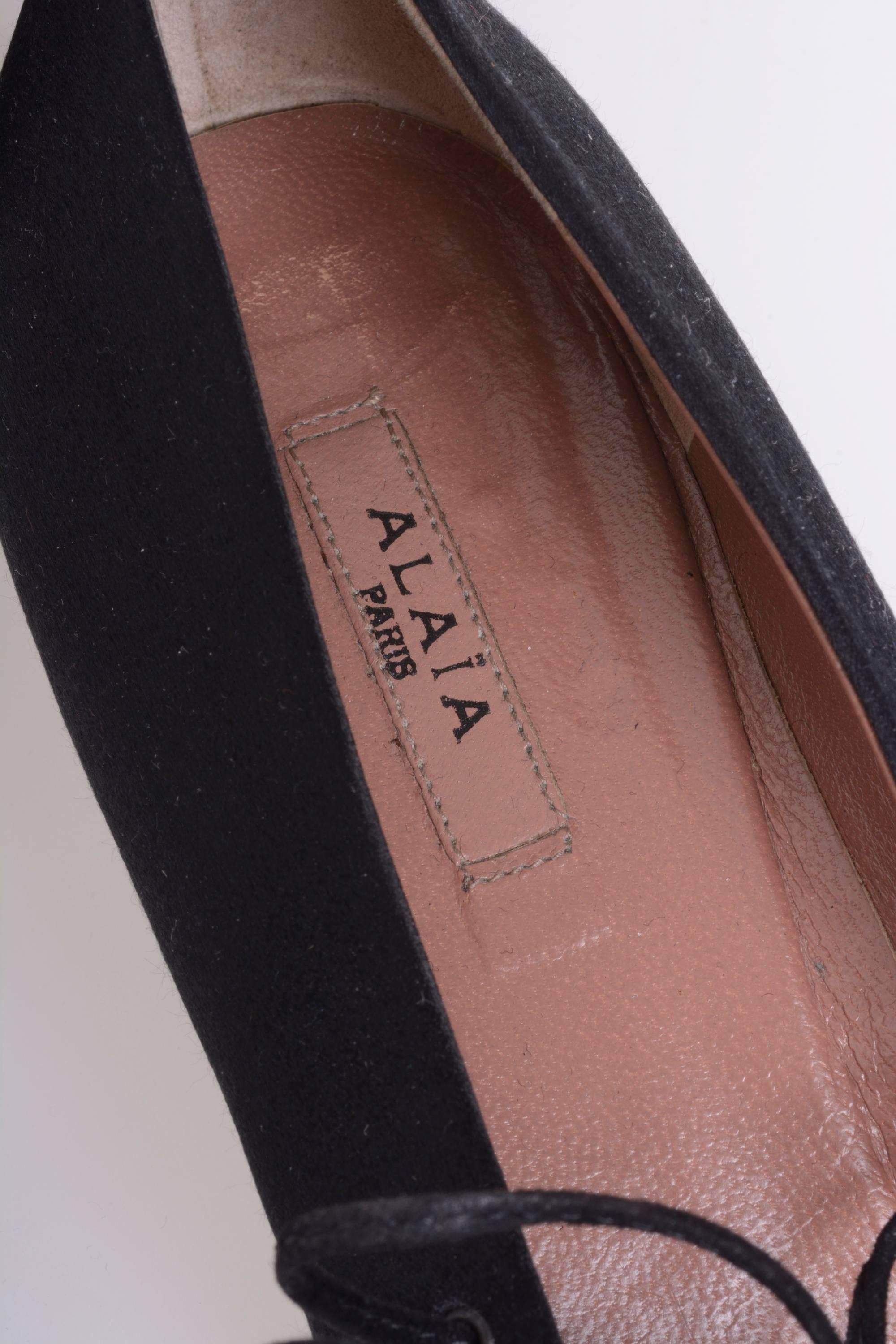 Alaia Black Satin Lace Up Ankle Ties Ballet Slippers Shoes 37EU In Good Condition For Sale In Milan, Italy