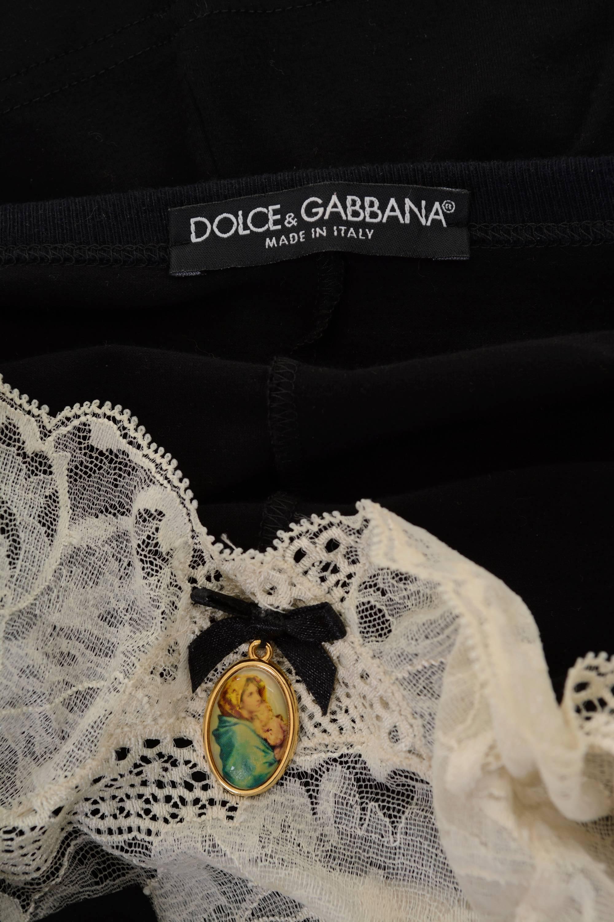 Dolce & Gabbana Black T-shirt Cardigan with Cream Lace Tank Top For Sale 1