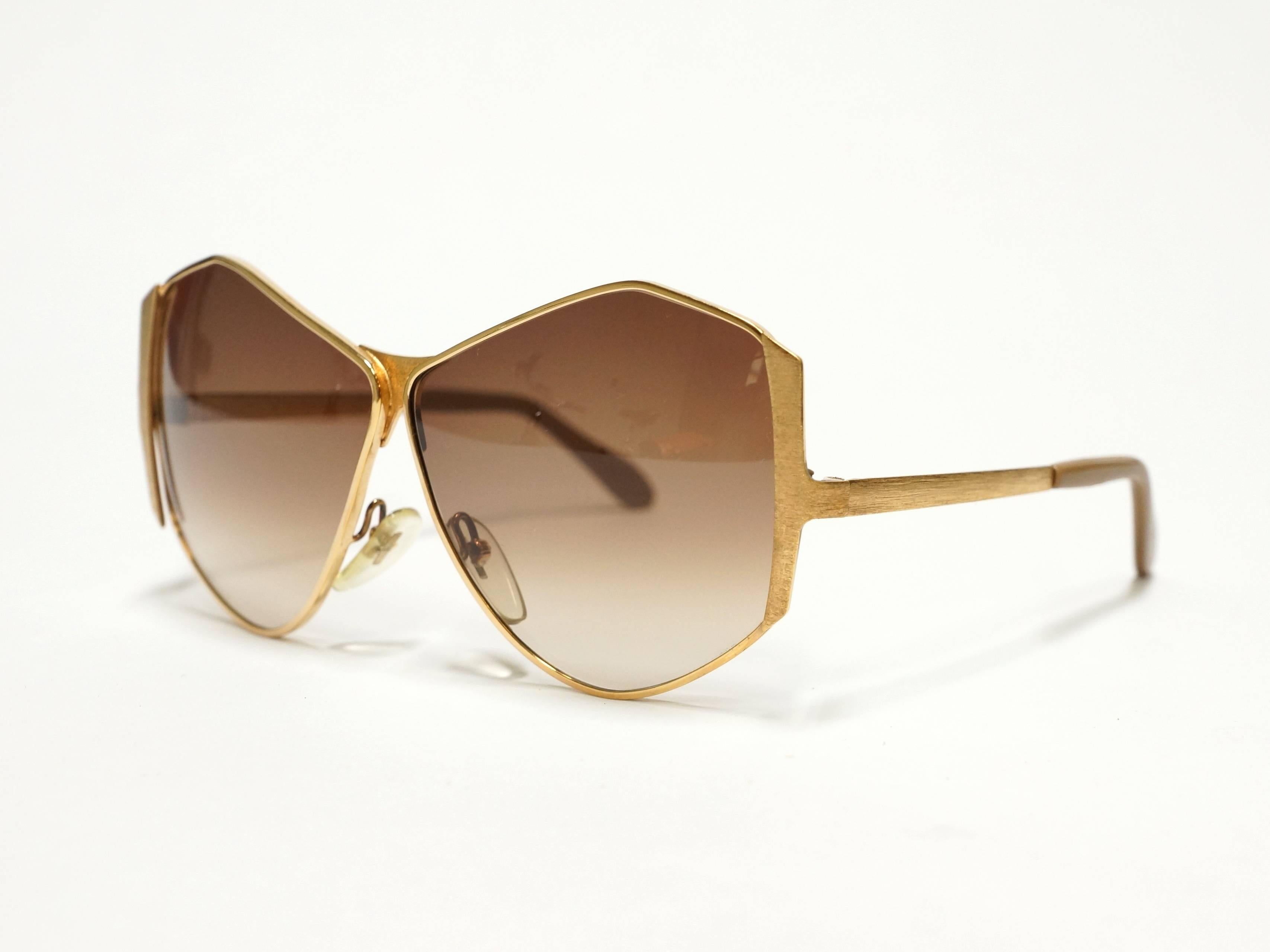 Brown 1970s Neostyle Gold Metal Vintage Sunglasses - model Tinair For Sale