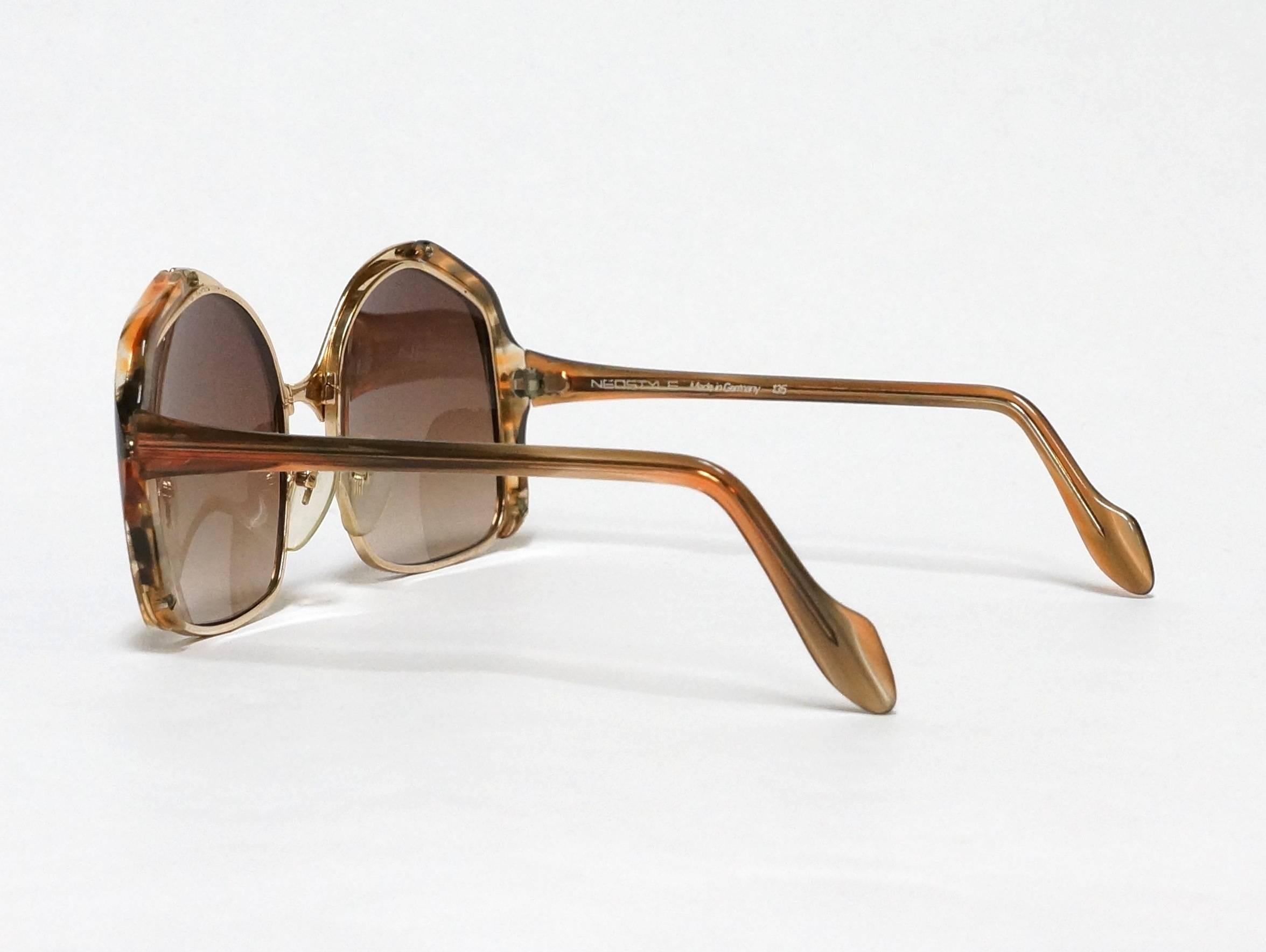 Brown 1970s Neostyle Vintage Sunglasses - Model Office 5  For Sale