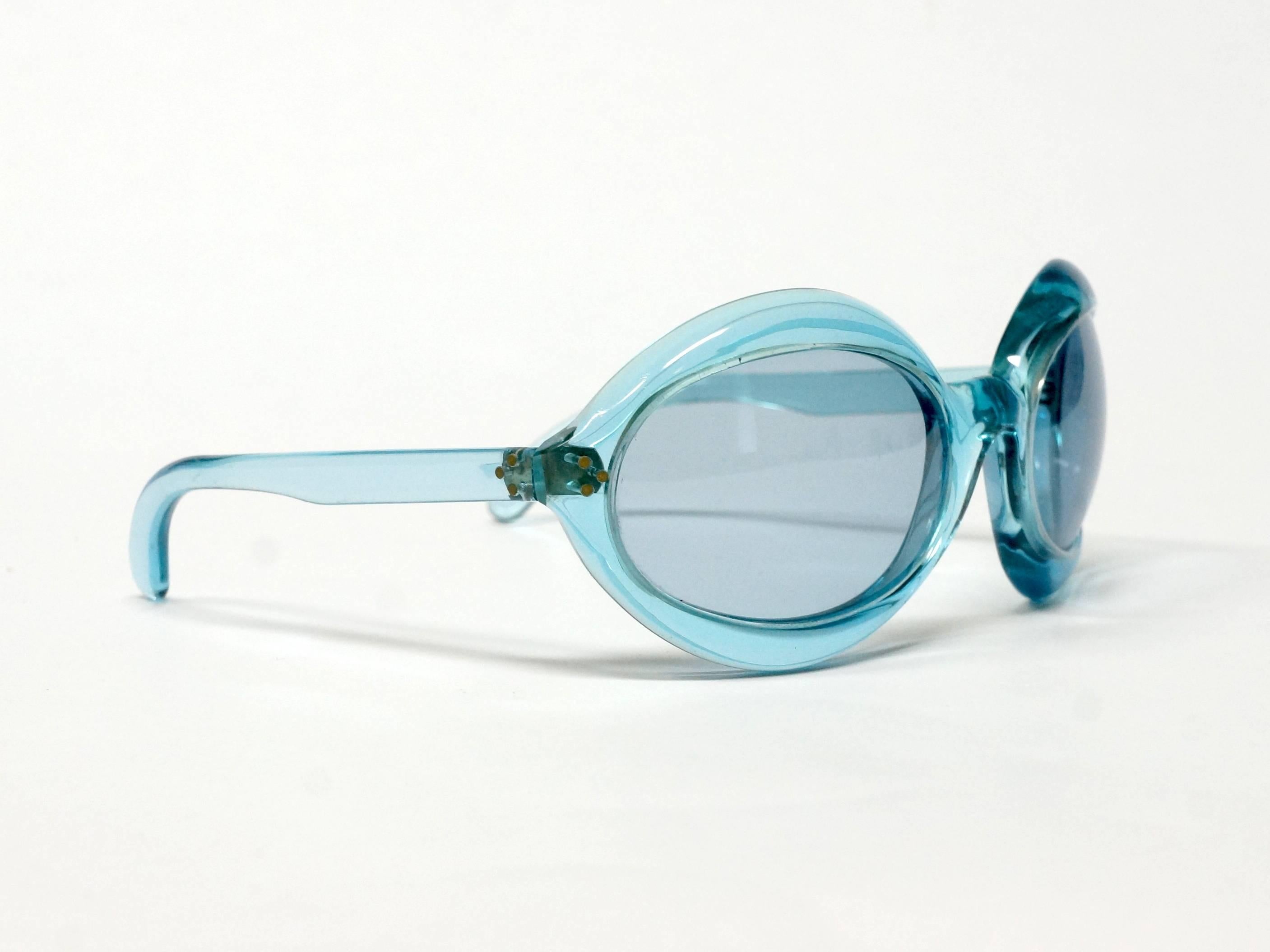 Blue 1960s Pierre Marly sunglasses model Domino For Sale
