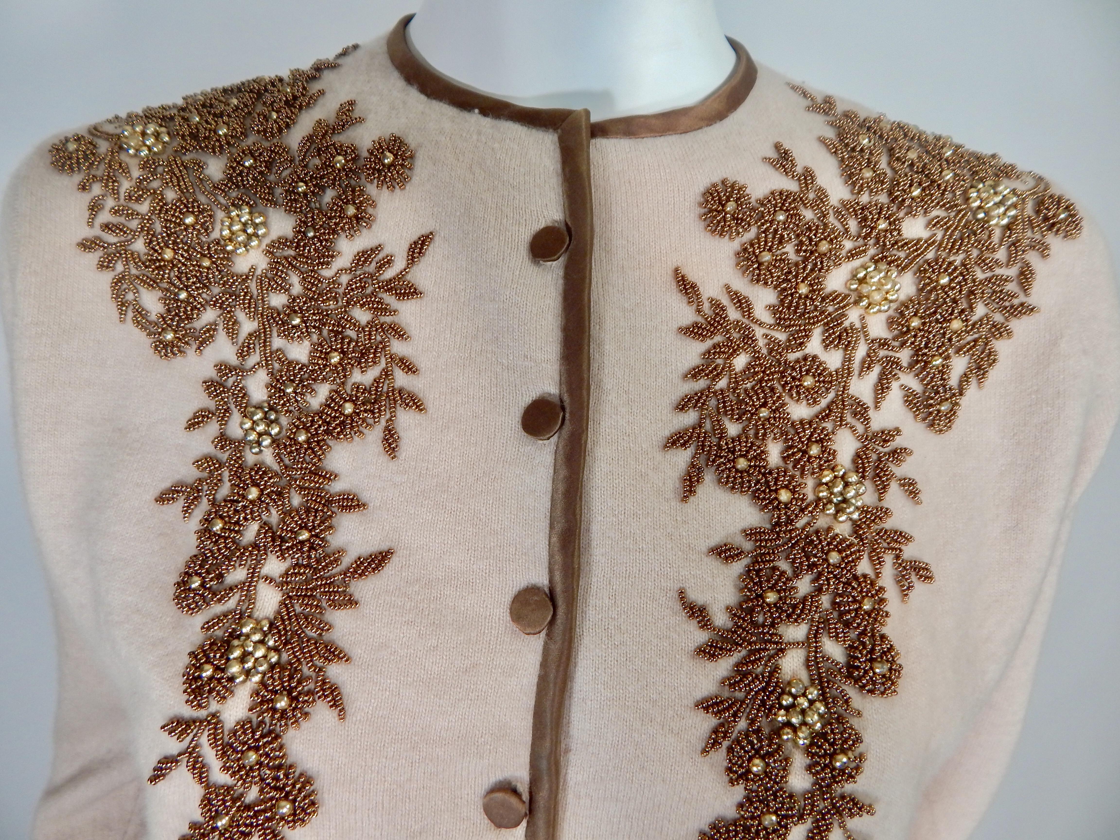 1950s Cashmere Beaded Cardigan In Excellent Condition For Sale In Long Island City, NY