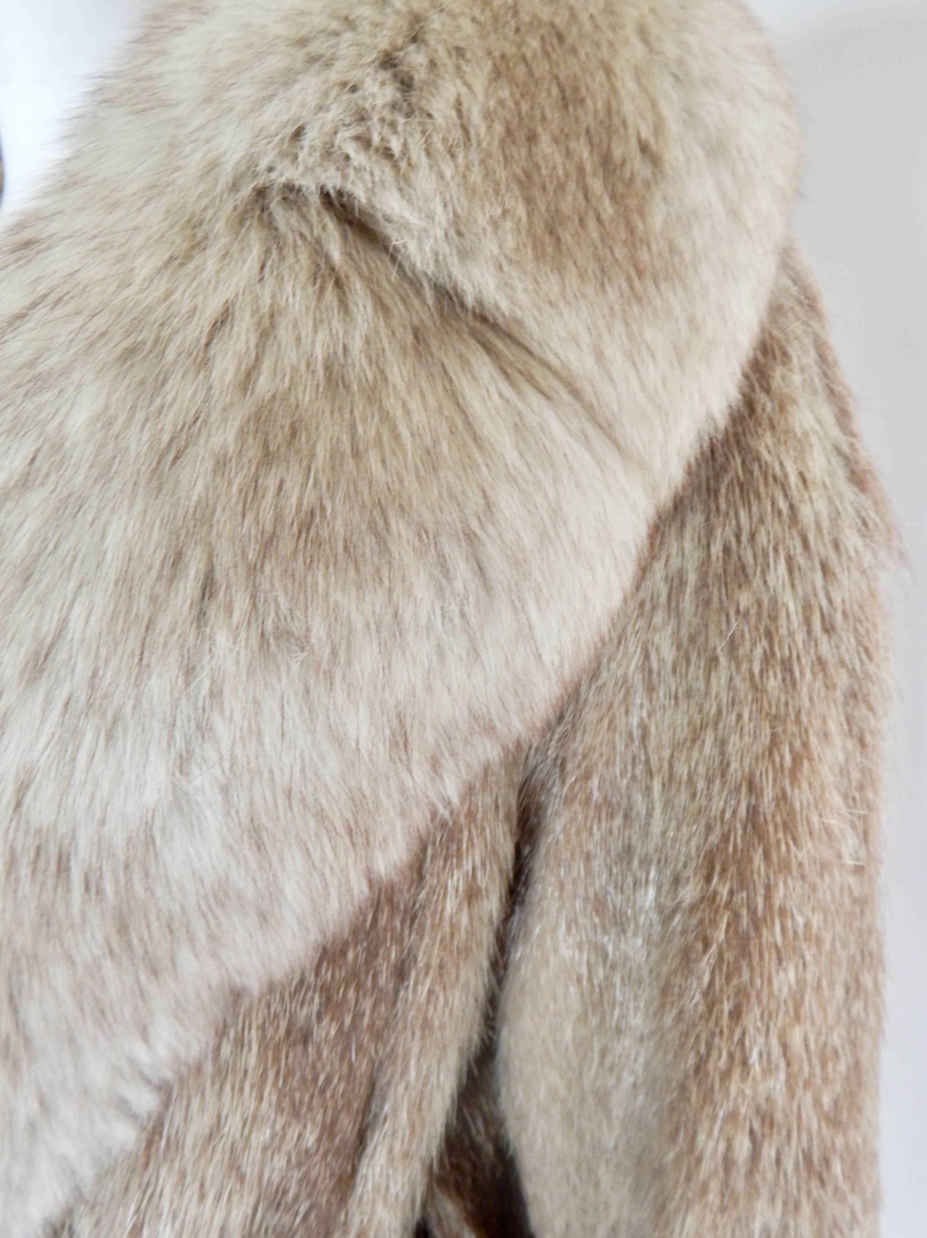 Vintage Fox Fur Coat  In Excellent Condition In Long Island City, NY