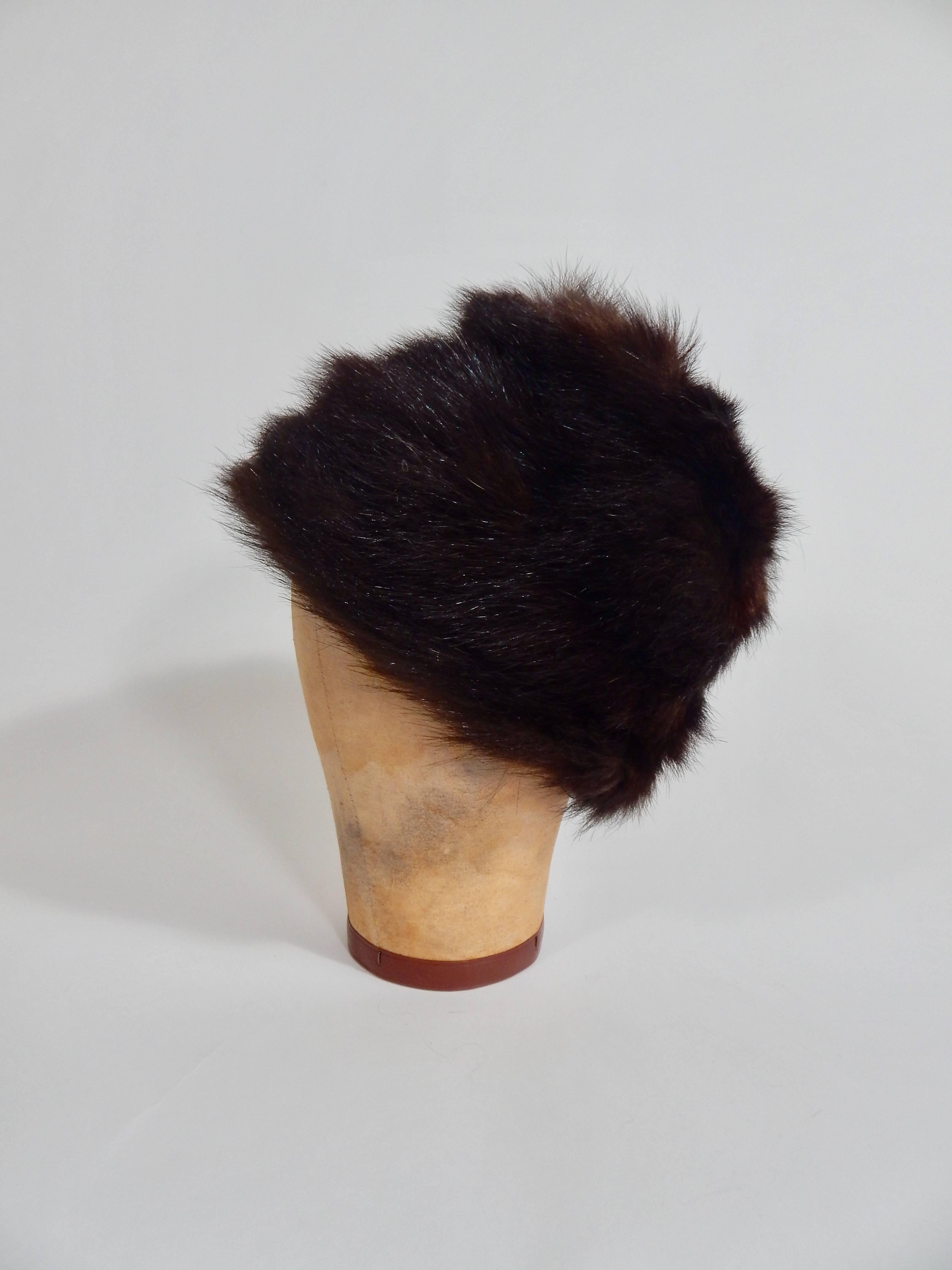 1950s Franklin Simon Salon Choclate Colored Mink Hat. Lined in Chocolate Browne Mink Silk. Size 22 inches. Excellent Condition.