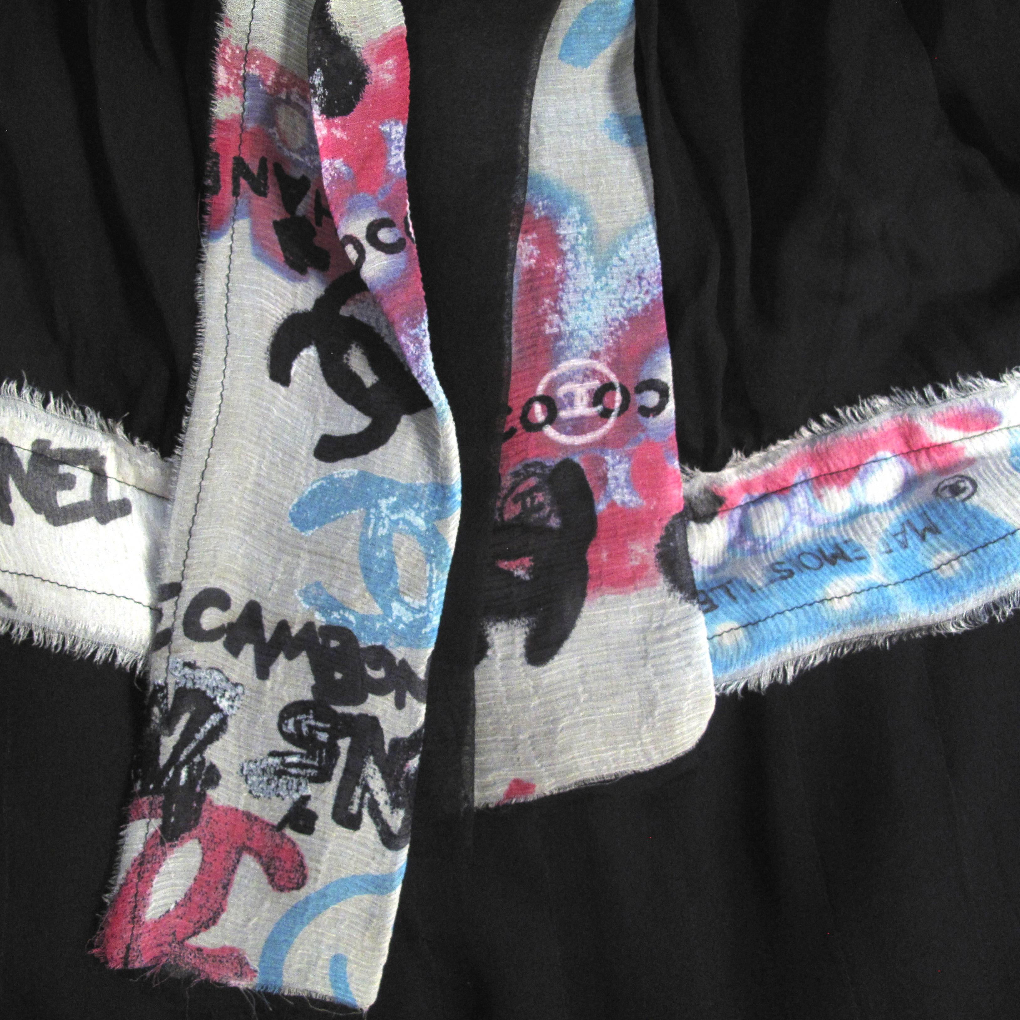 Chanel Graffiti Dress - US 6 - 38 - Black & White Silk CC Logo Blue Pink 07C In Good Condition For Sale In Prahran, Victoria