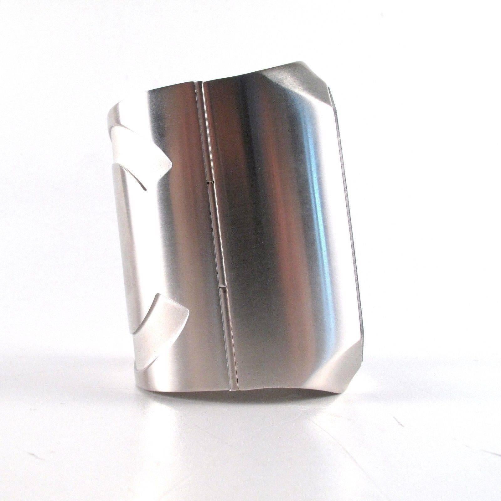 mirror cuffs