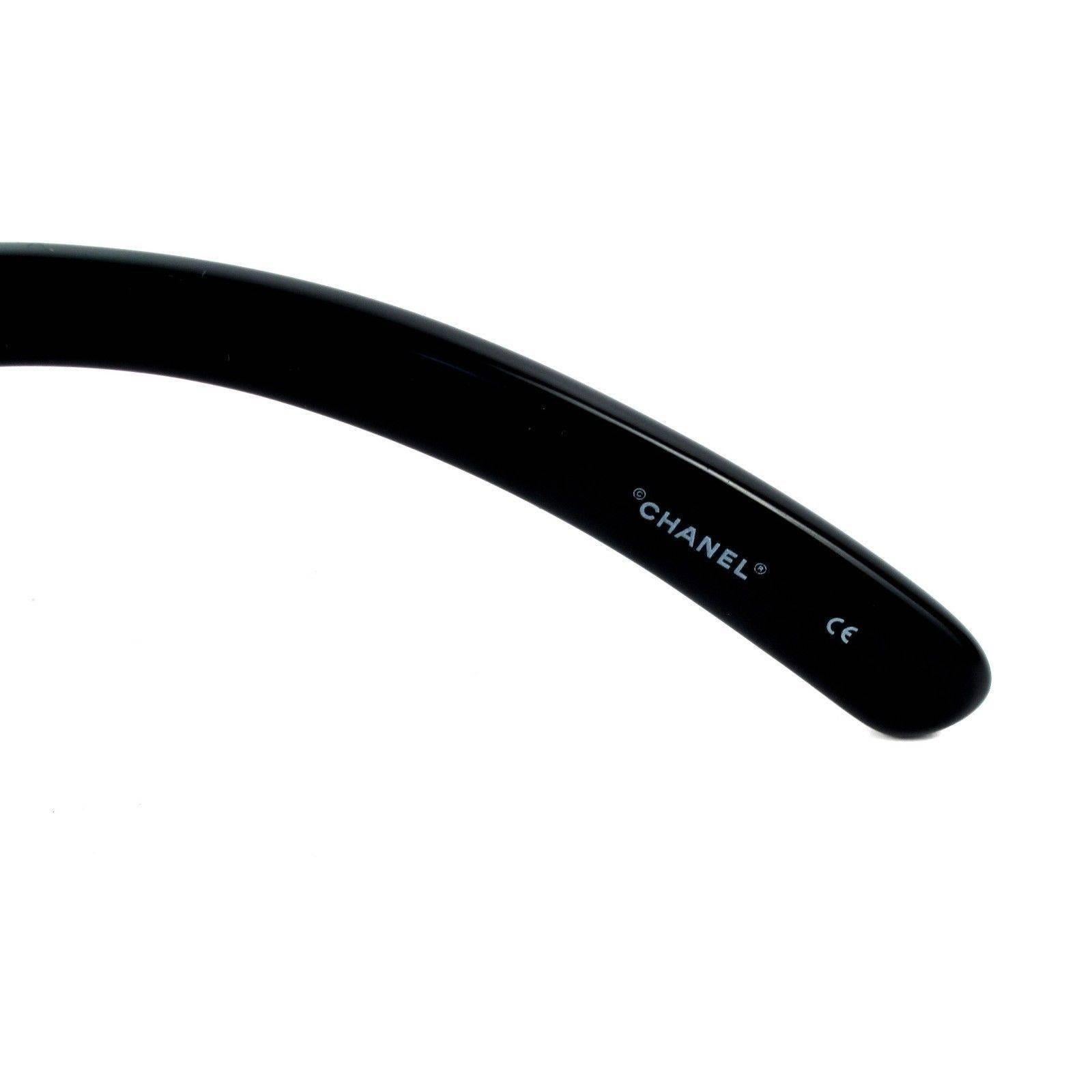 Chanel Half Tint Sunglasses - Black White CC Logo Wavy Arms Round Circle Vintage In New Condition In Prahran, Victoria