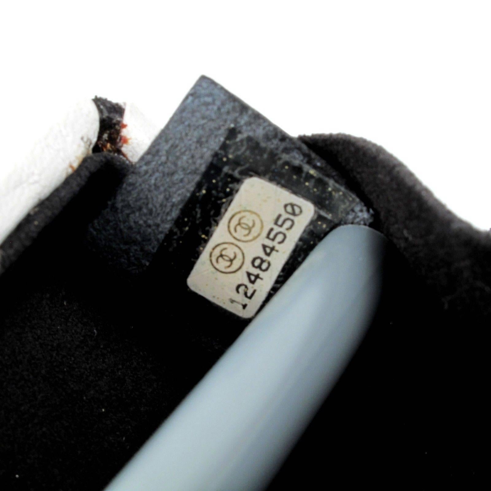 Chanel Clutch Box - Wristlet White & Black Leather CC Minaudie Bag Handbag Case 4