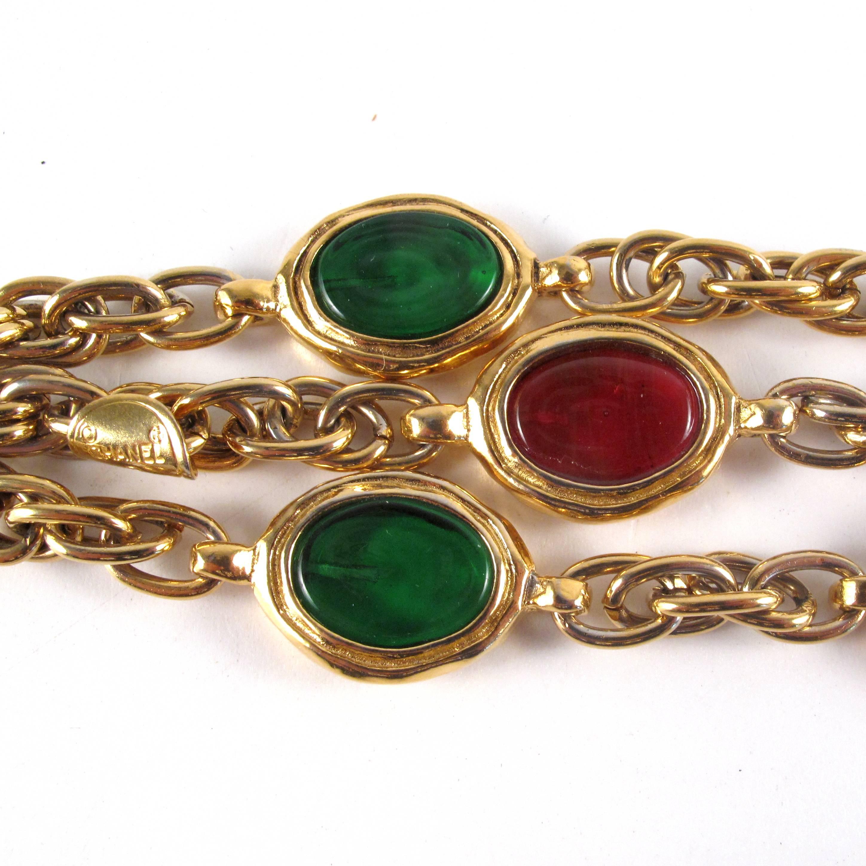 Chanel New Bracelet Gripoix Glass Vintage Gold Multistrand Green Red Chain Charm In Excellent Condition In Prahran, Victoria