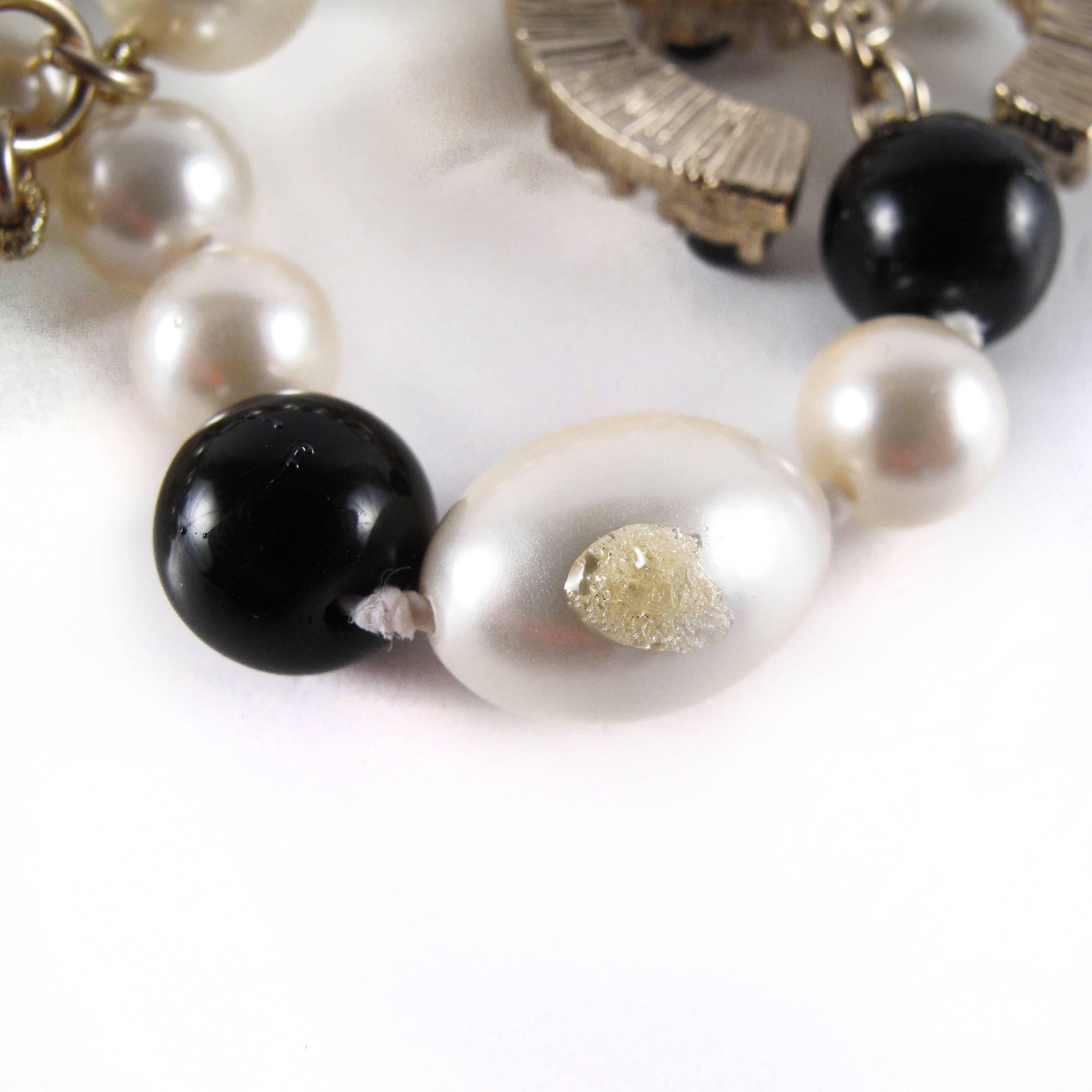 Chanel Necklace - Belt - Pearl CC Logo Gripoix Clover Black White Gold Charm 08P 2