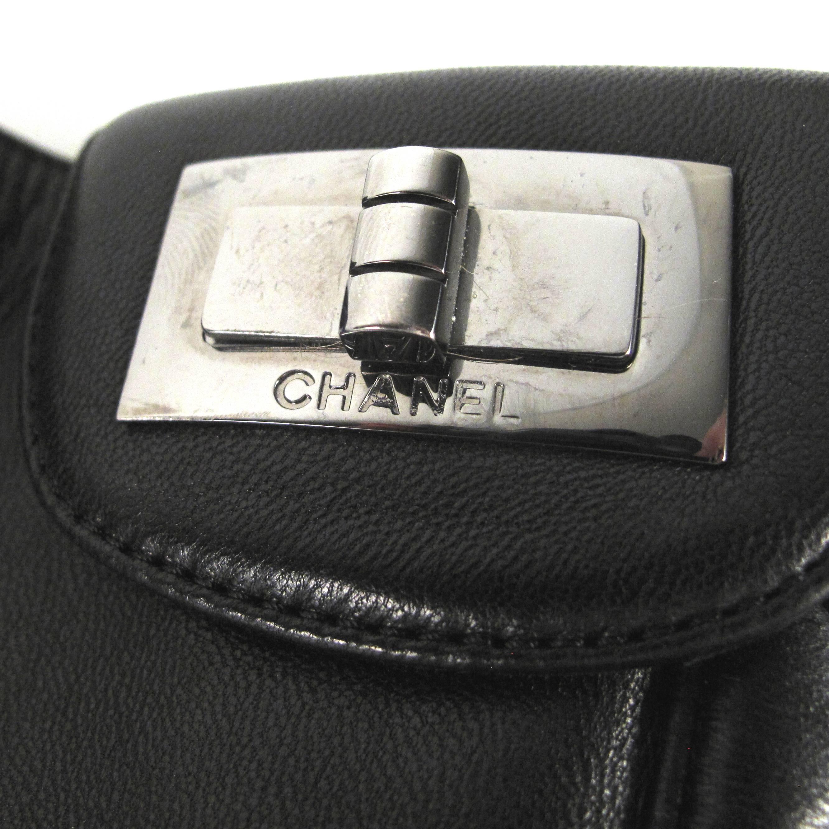 Chanel Boots 6.5 7 36.5 37 Black Quilted Leather Knee High Turn Lock Silver CC In Good Condition In Prahran, Victoria