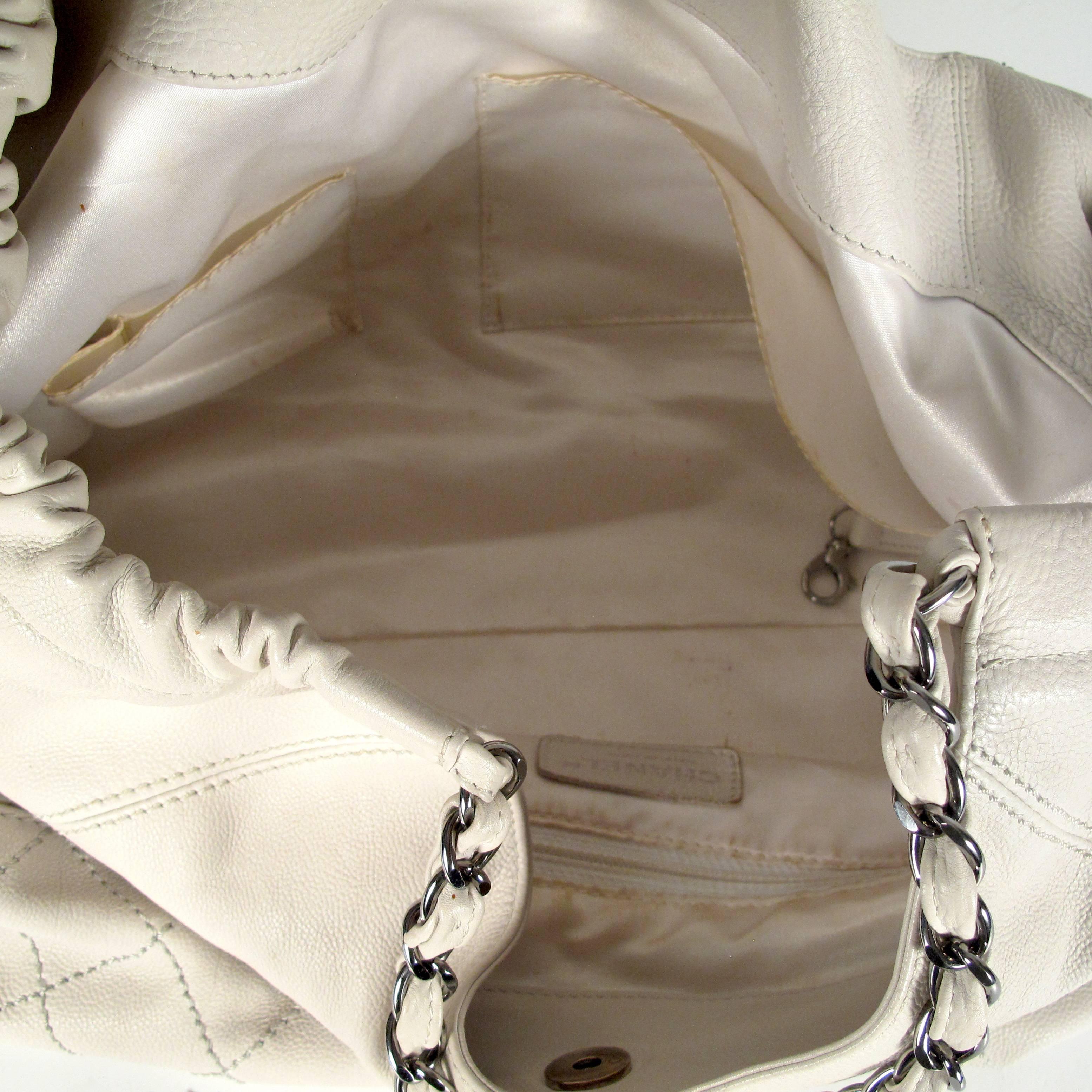 Chanel Leather Handbag - White Quilted Silver CC Charm Chain Bag Coco Cabas In Fair Condition In Prahran, Victoria