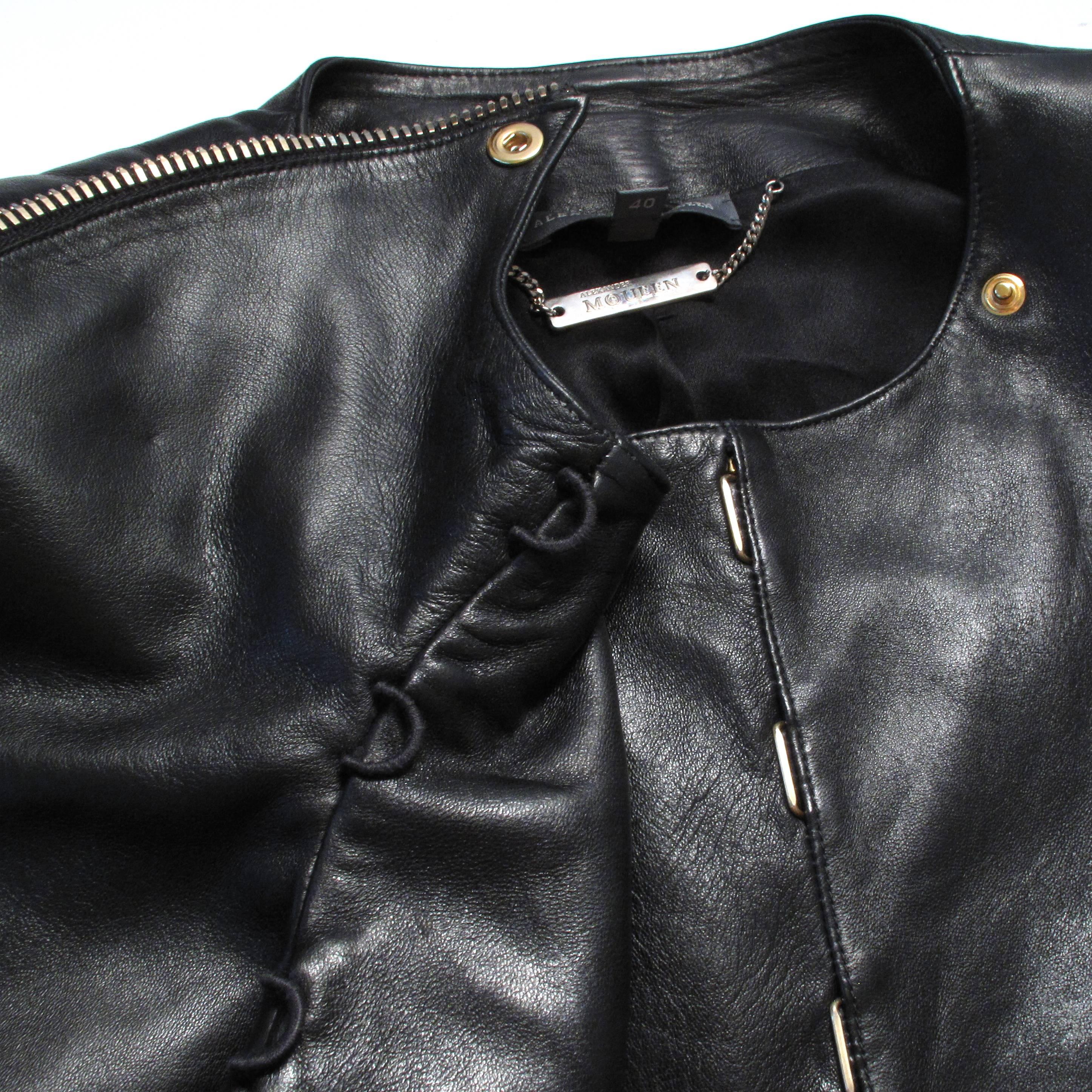 Alexander McQueen Leather Jacket - US 4 - EU 36 IT 40 - Zipper Ruffle Black Gold 1