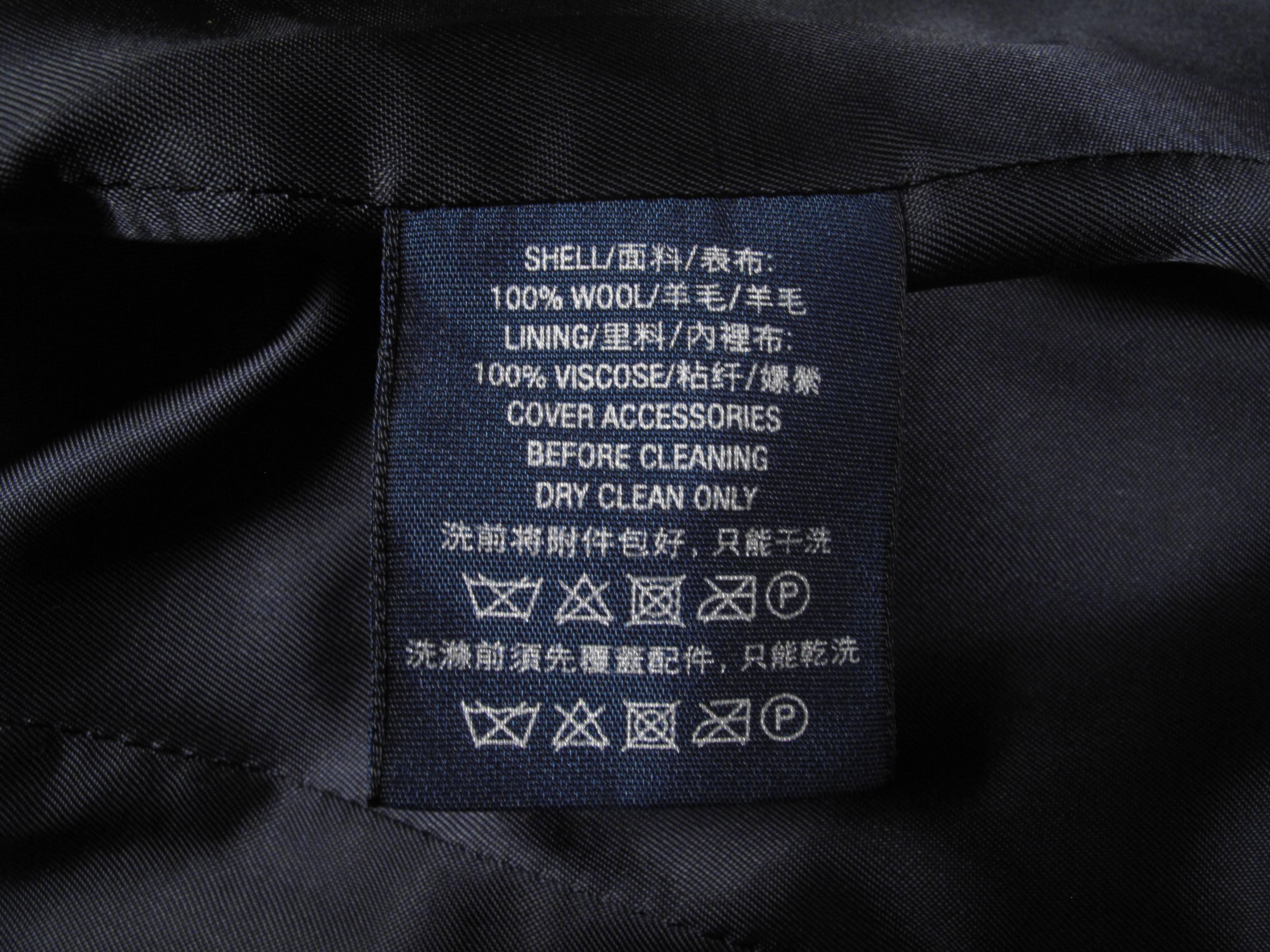 Ralph Lauren Jacket - US 2 - 34 - Black Wool Blazer Logo Patch Crest Gold Coat In Excellent Condition In Prahran, Victoria