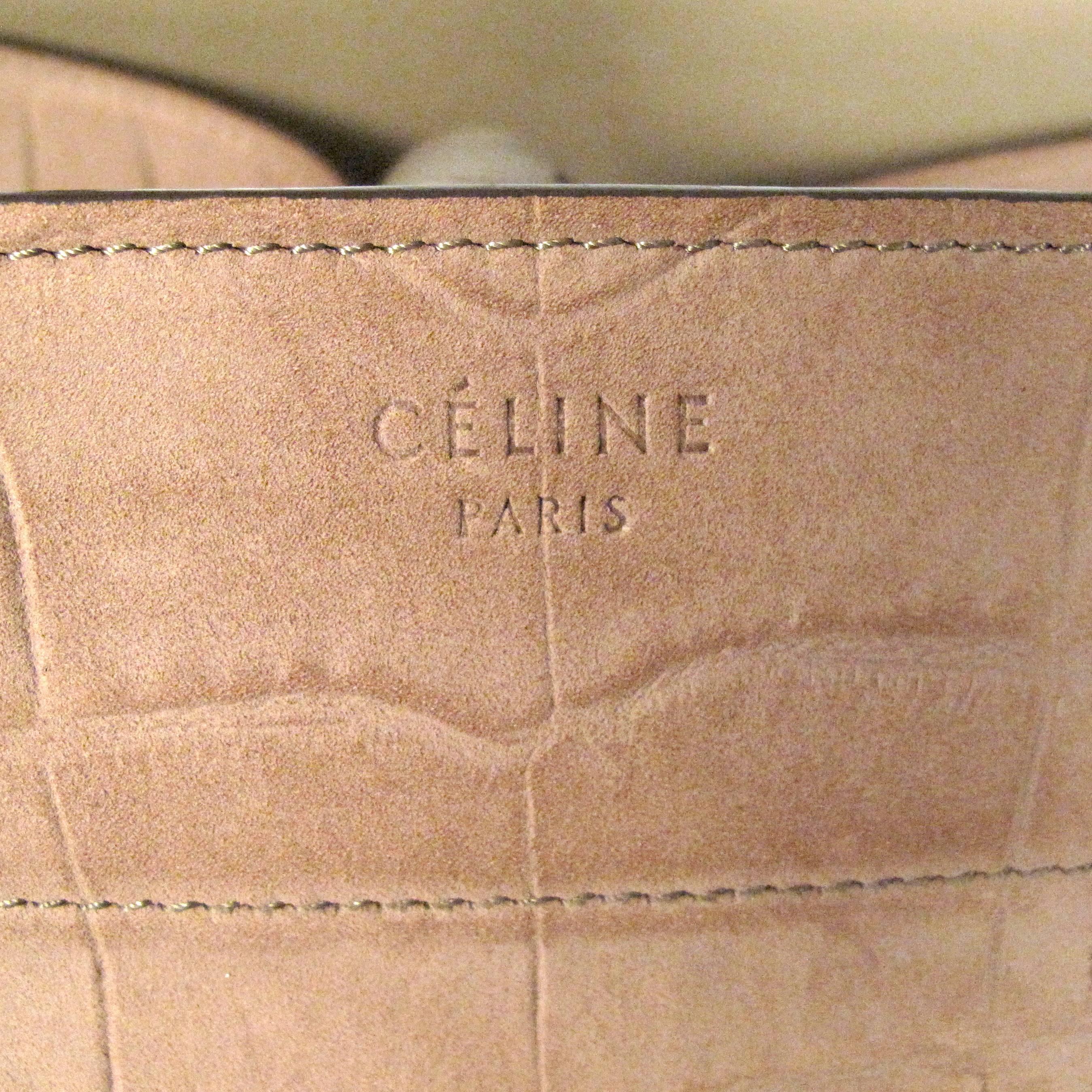 Celine Phantom Bag - Tan Suede Leather Embossed Crocodile Luggage Tote Handbag In Excellent Condition In Prahran, Victoria