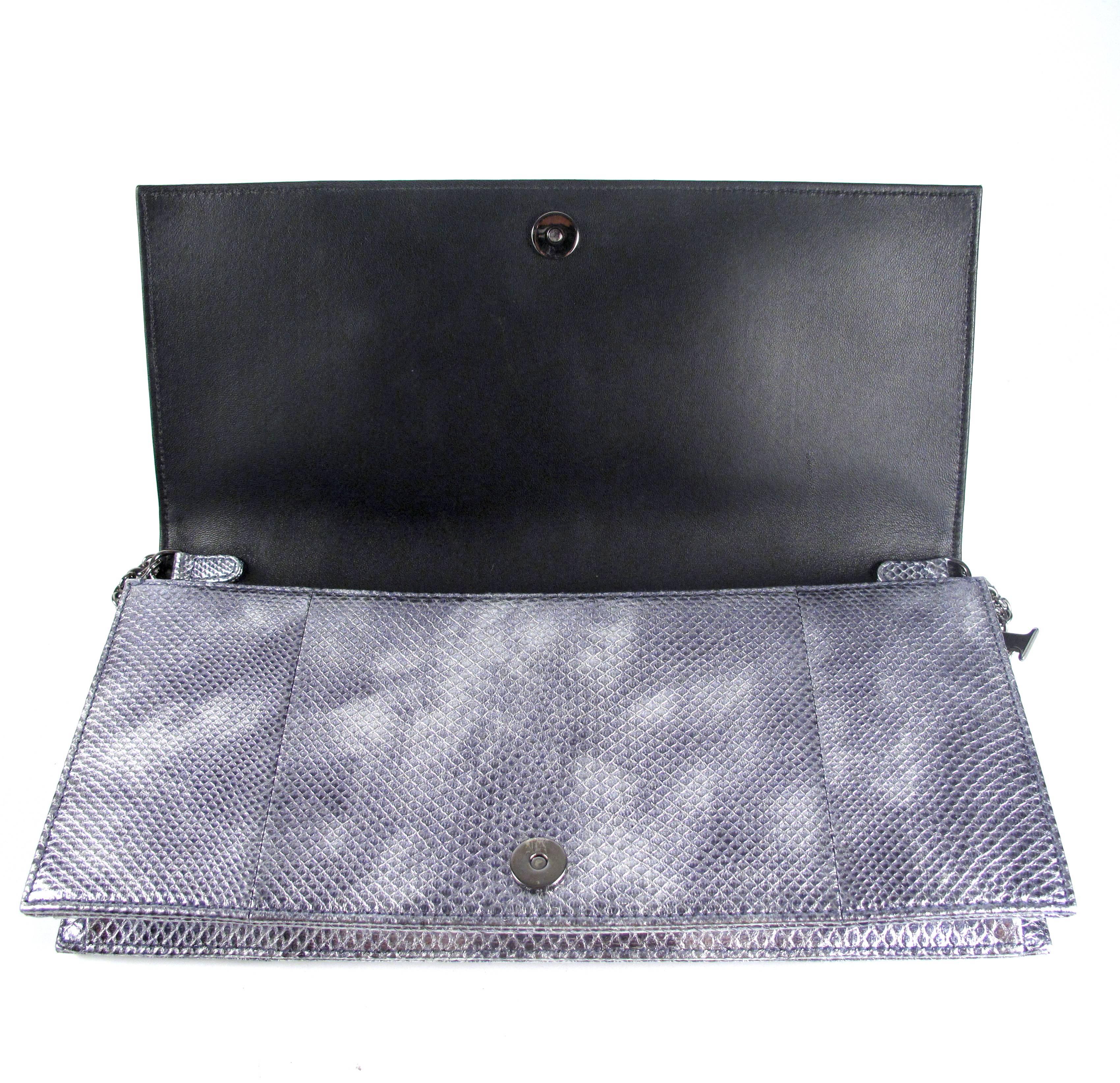 Women's Dior Crossbody Bag - Silver Leather Embossed Snake Chain Charm Flap Handbag For Sale