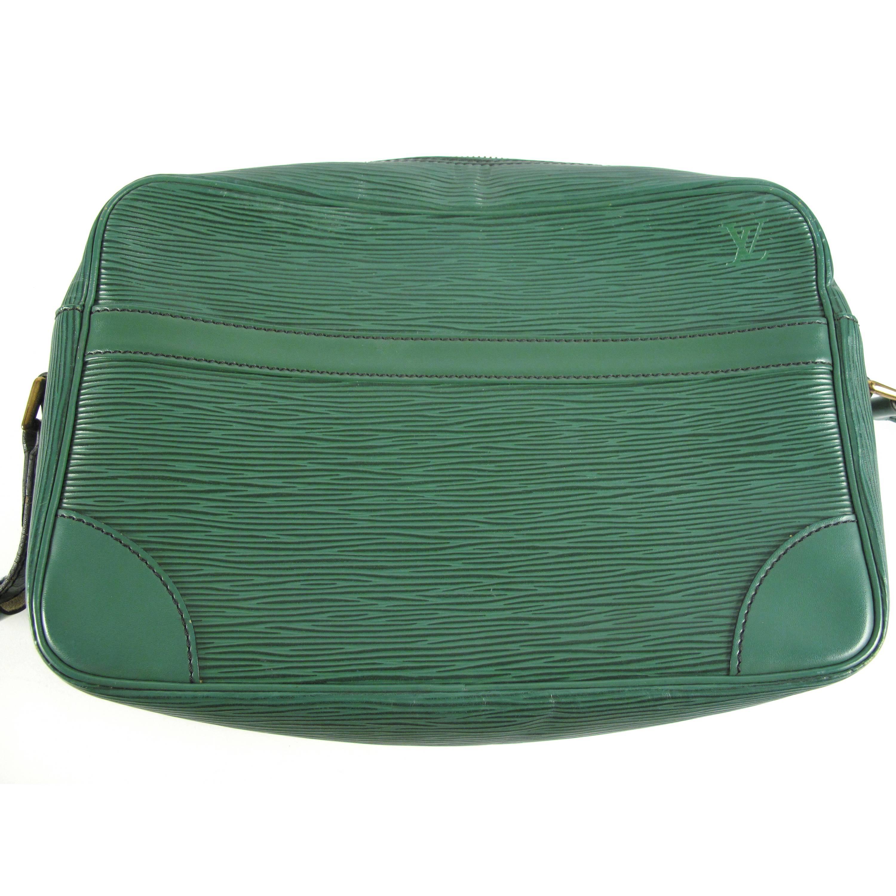 Black Louis Vuitton Bag - Green Leather Crossbody Shoulder Epi Trocadero Handbag