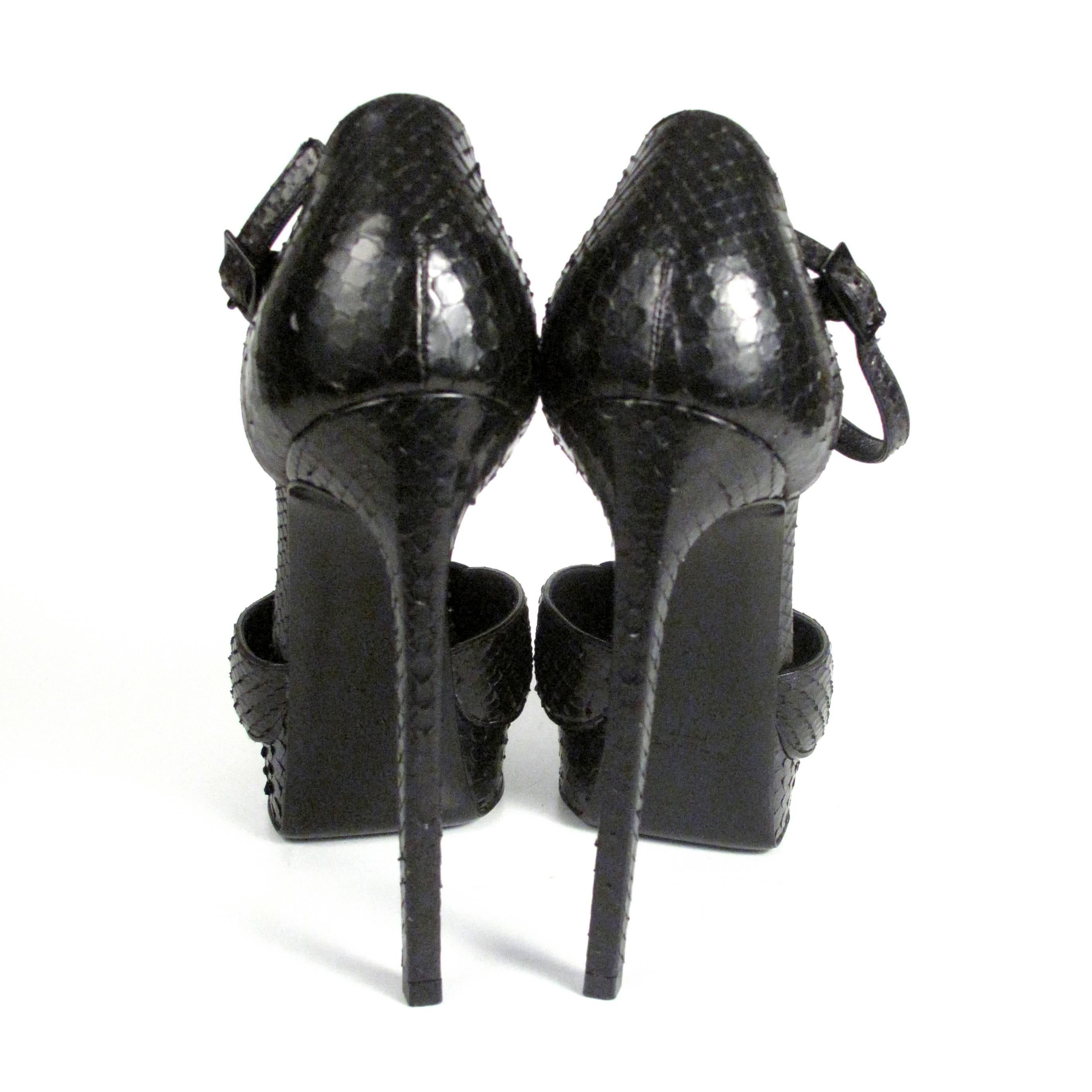 Saint Laurent Snakeskin Stud Heels - US 6 - 36 - Black Silver Pumps Shoes Janis In Excellent Condition In Prahran, Victoria