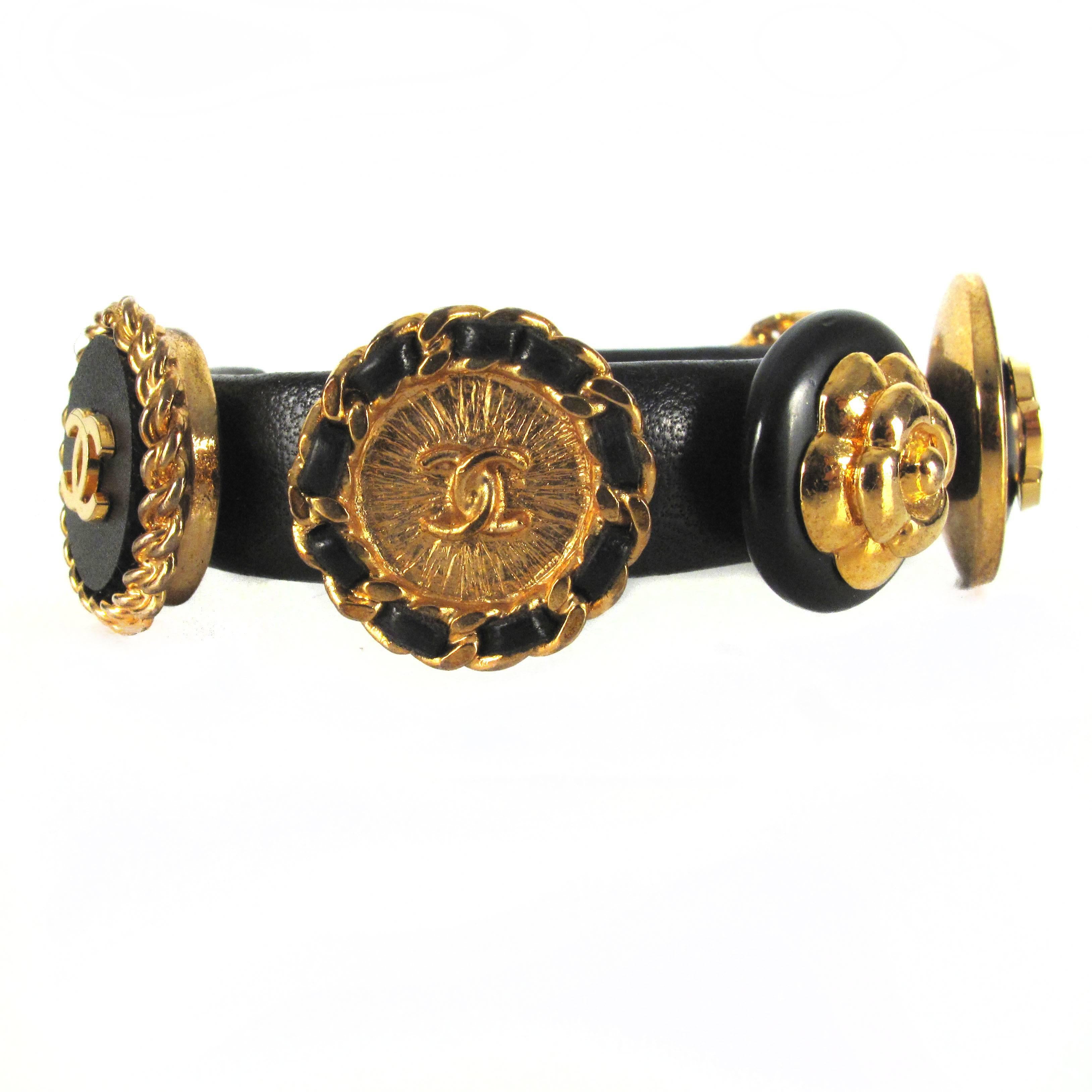 Chanel Vintage Leather Bracelet - Medallion Coin Charm Bangle CC Logo Gold Black In Good Condition In Prahran, Victoria