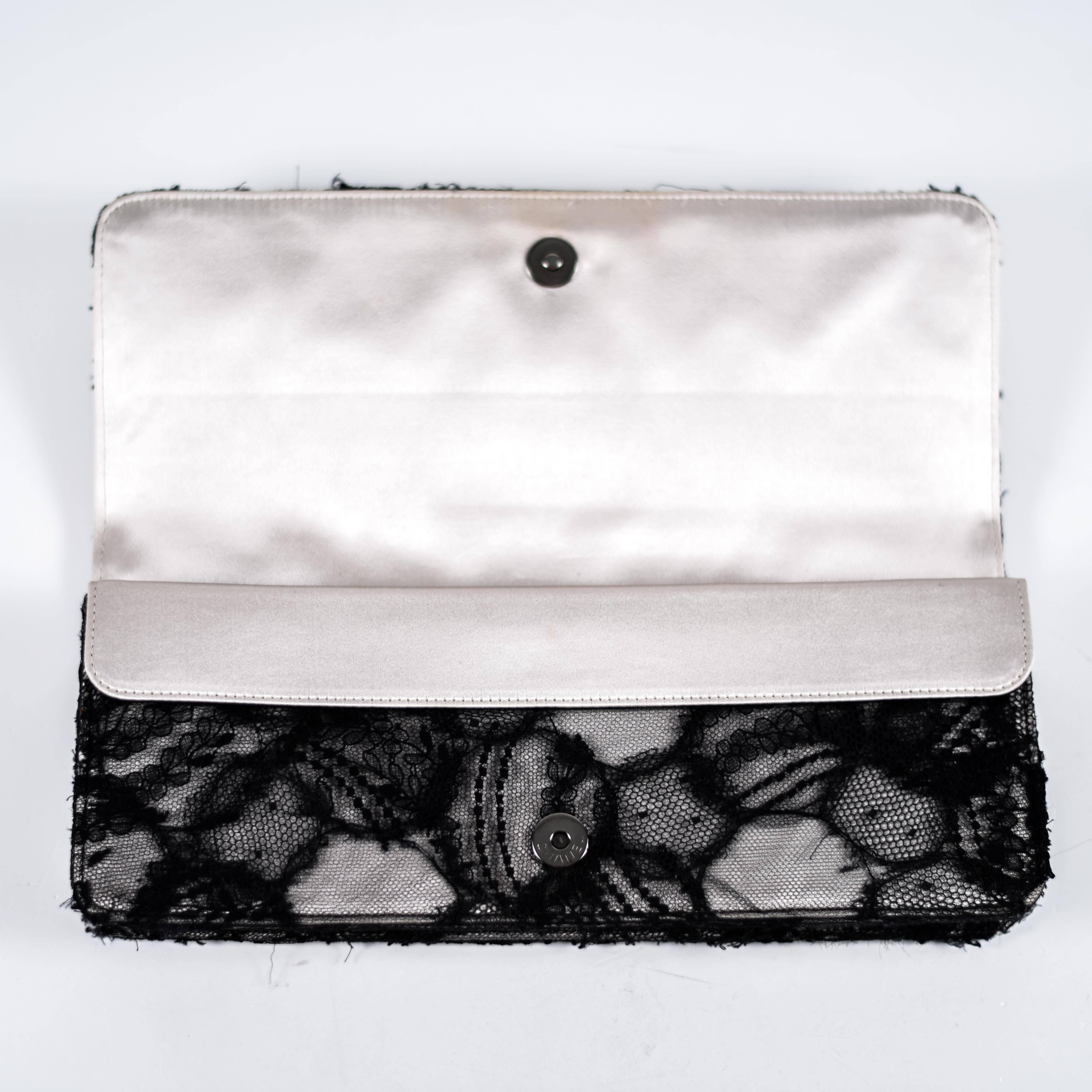 Women's Chanel Lace Crystal Bow Clutch - 2009 Black White Satin CC Logo Silver Handbag For Sale