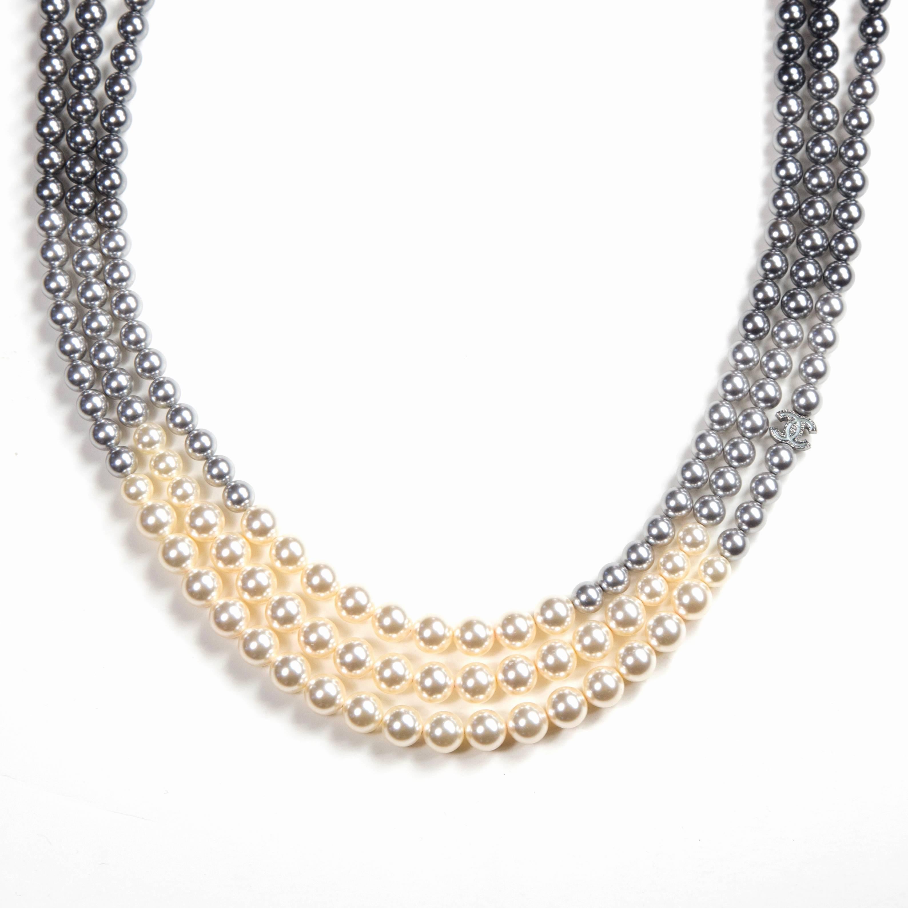 Chanel 2015 Pearl Ombre Necklace XL New Gradient Gray White Bead Multistrand CC In New Condition In Prahran, Victoria