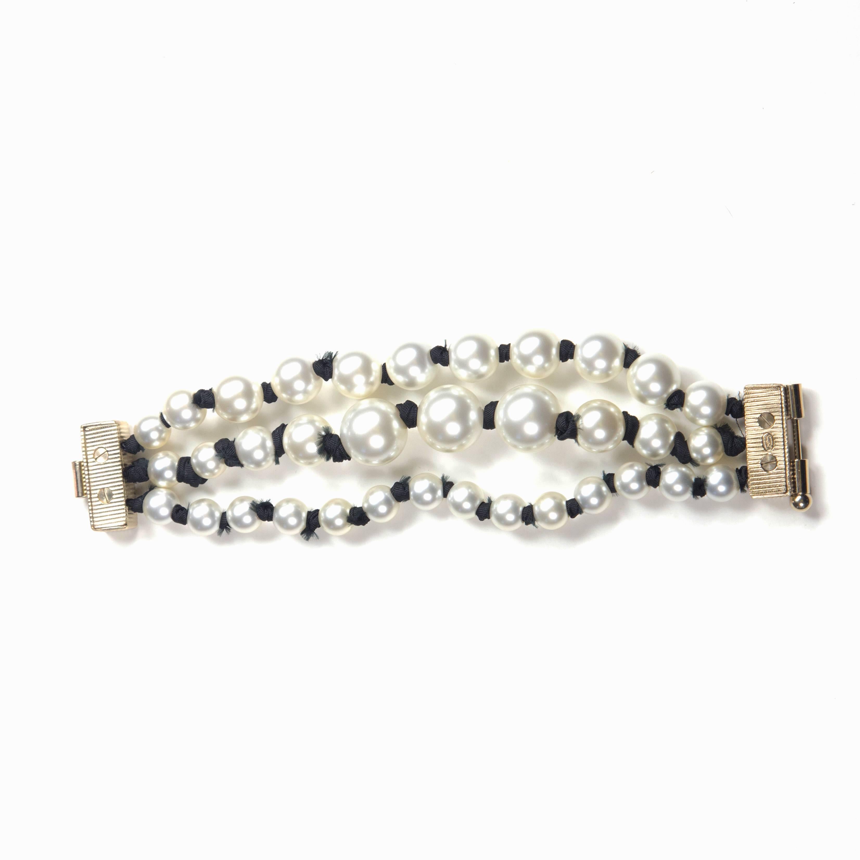 Chanel Pearl Bracelet 2016 - New - Beaded Multistrand Gold CC Logo Charm A16K In New Condition For Sale In Prahran, Victoria