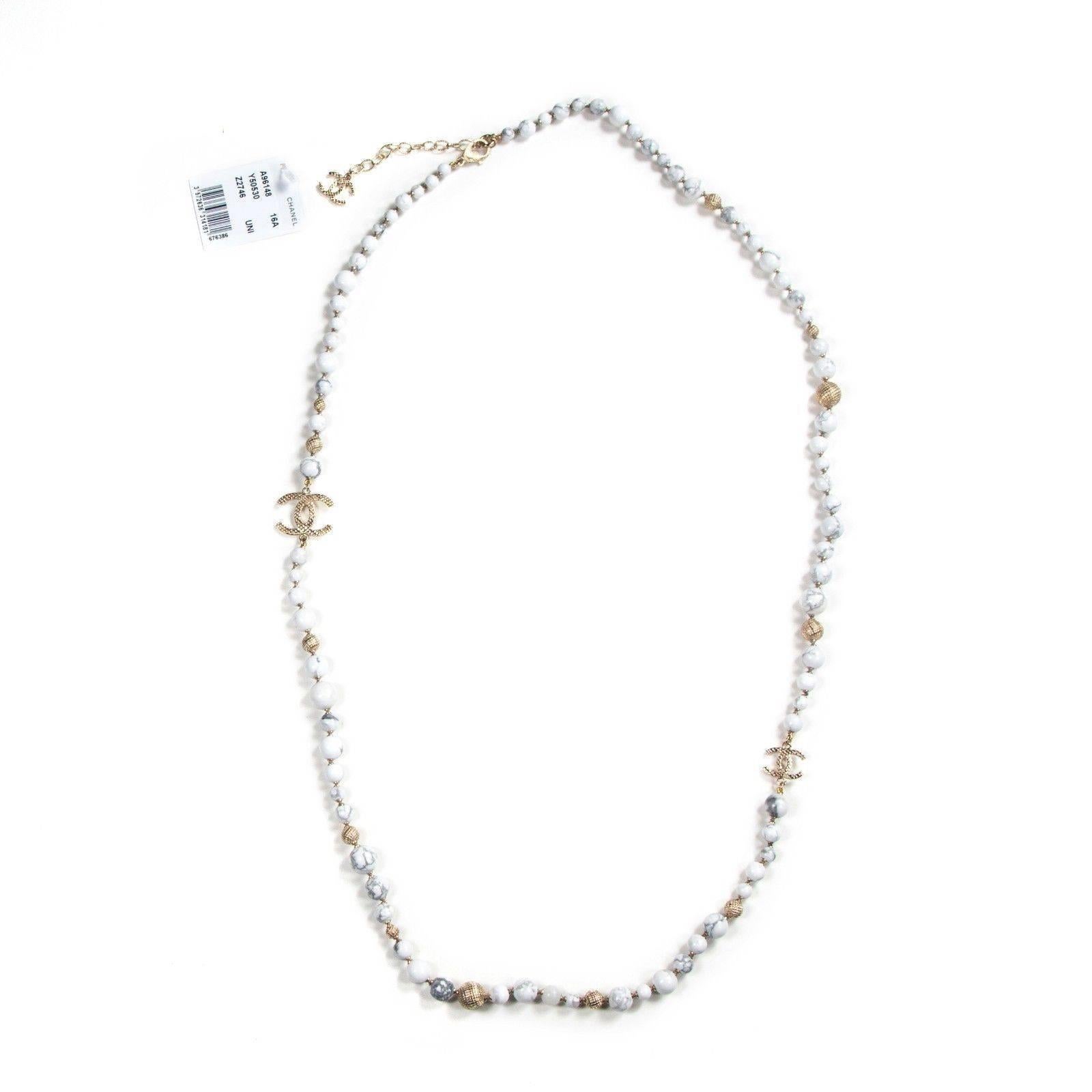Chanel Pearl Marble Necklace 2016 - New - White Gold Bead CC Charm Chain 16A In New Condition In Prahran, Victoria