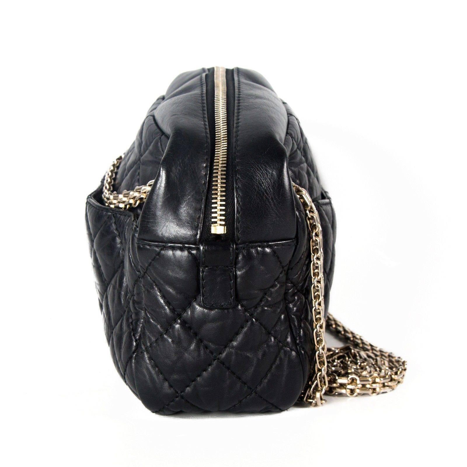 Chanel Reissue Camera Shoulder Bag - Black Quilted Leather CC Chain Gold Handbag In Good Condition In Prahran, Victoria