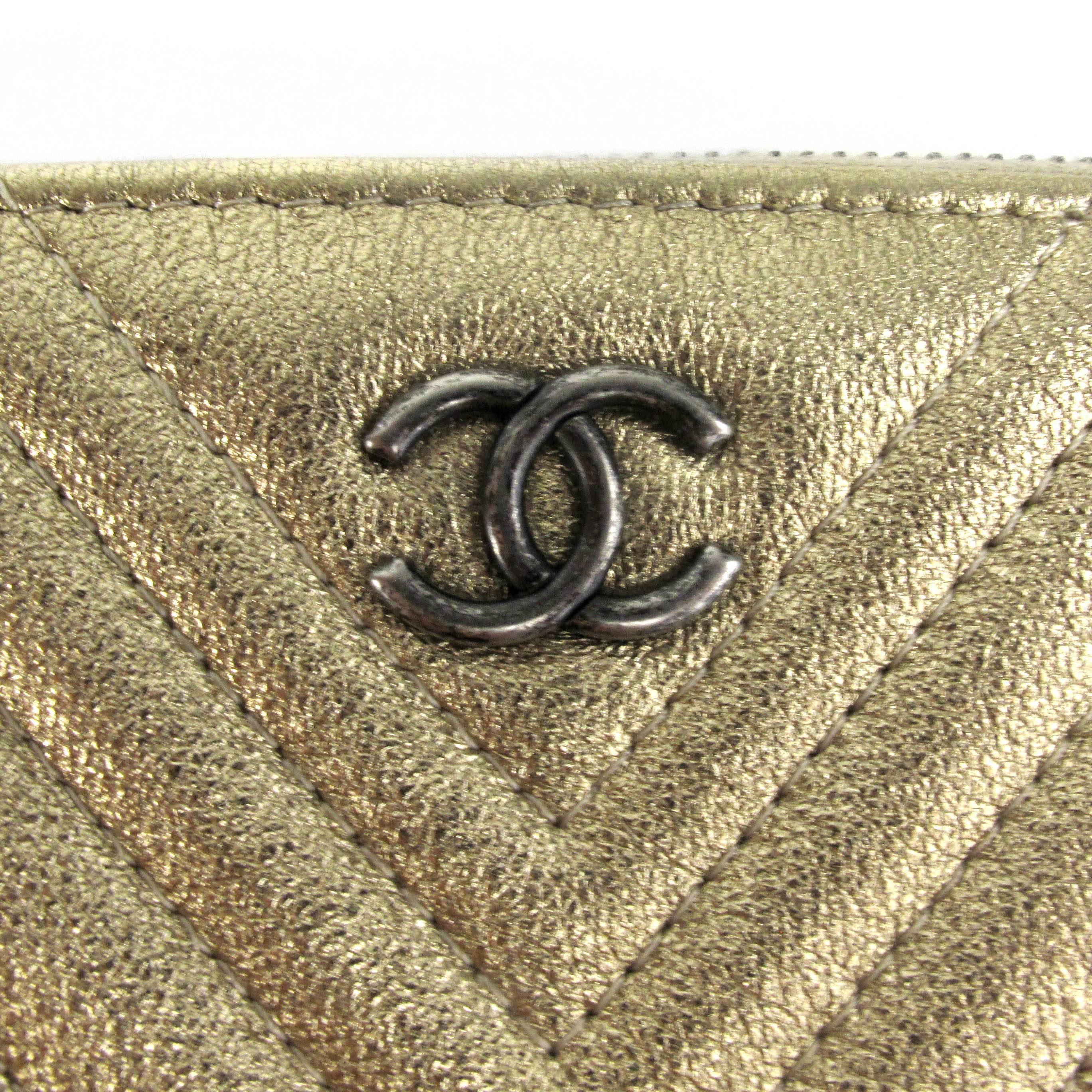 Men's Chanel Pouch Clutch Bag - Gold Metallic Leather Chevron CC Logo Ocase O Case
