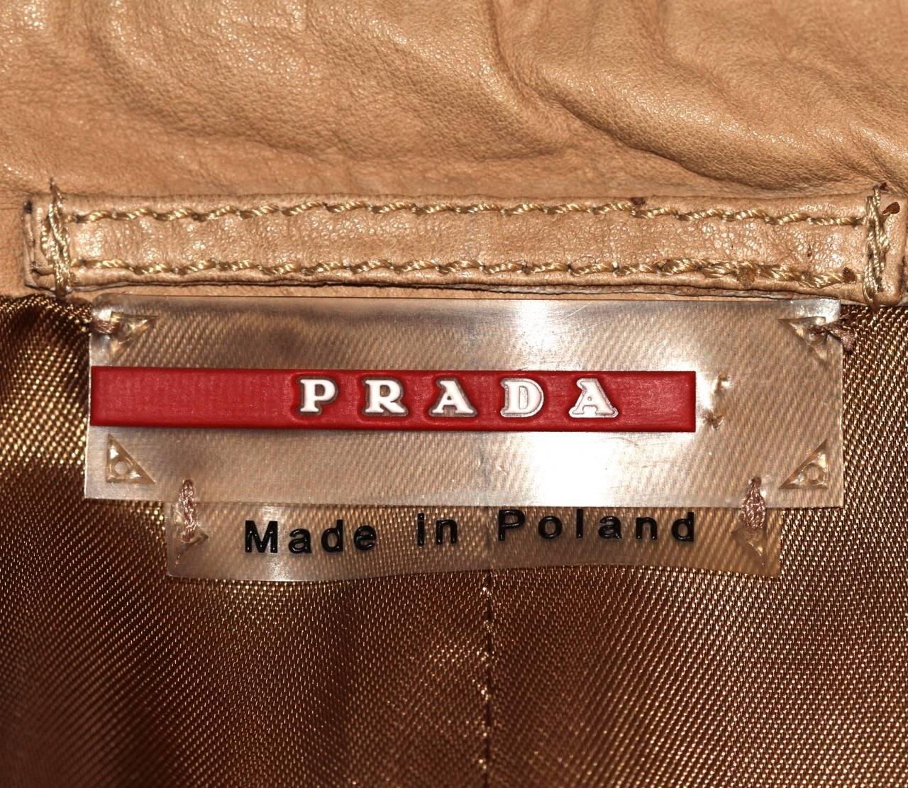 Prada Smooth Leather Beige Trench - XS - Pristine Condition In New Condition In Geneva, CH