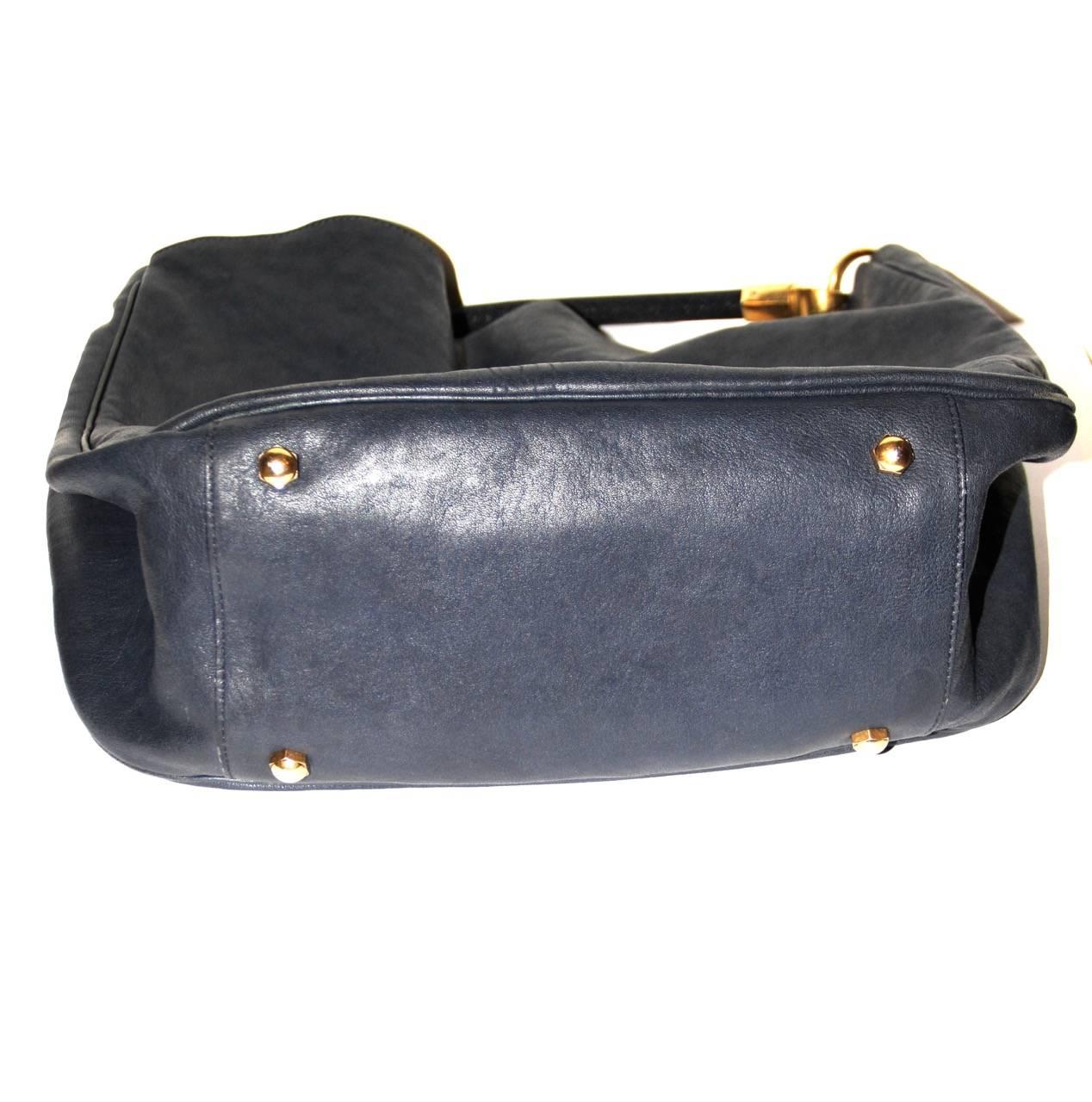 Yves Saint Laurent - Sac fourre-tout «ady » bleu marine à poignée supérieure courte 1
