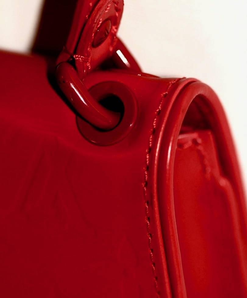 Louis Vuitton Red Monogram Shoulder Bag - 