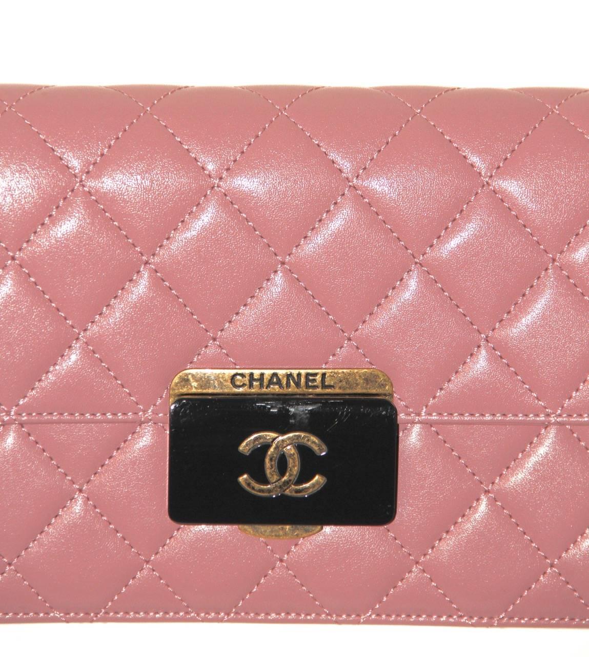 CHANEL Beauty Lock Collection Old Pink Sheepskin Leather Flap Bag  2