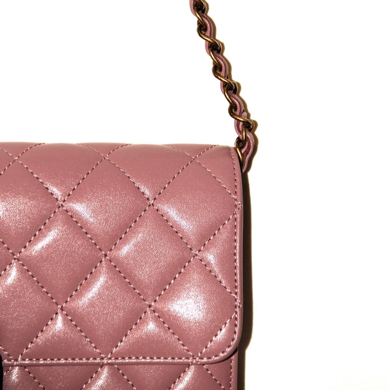 CHANEL Beauty Lock Collection Old Pink Sheepskin Leather Flap Bag  3
