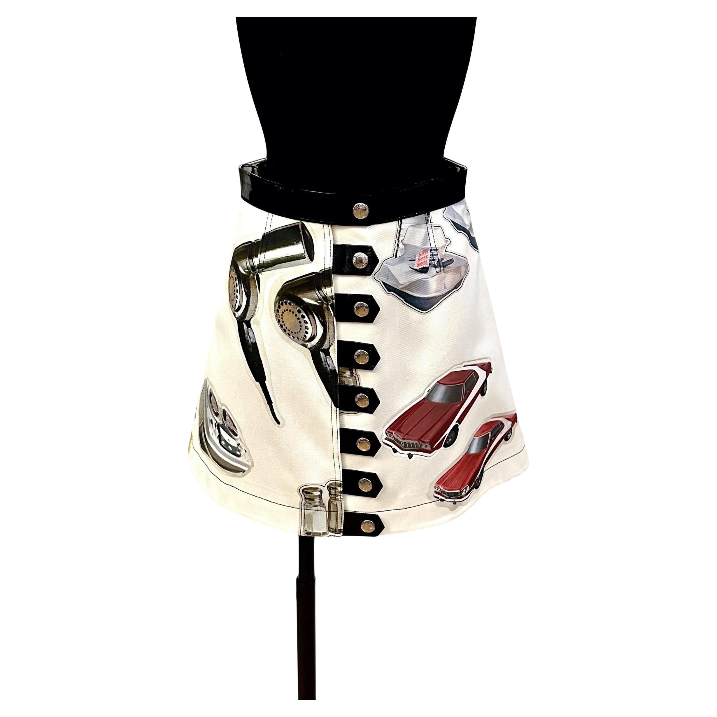 Louis Vuitton by Nicolas Ghesquière SS 2015 Ready to Wear Rock mit Sticker-Print im Angebot