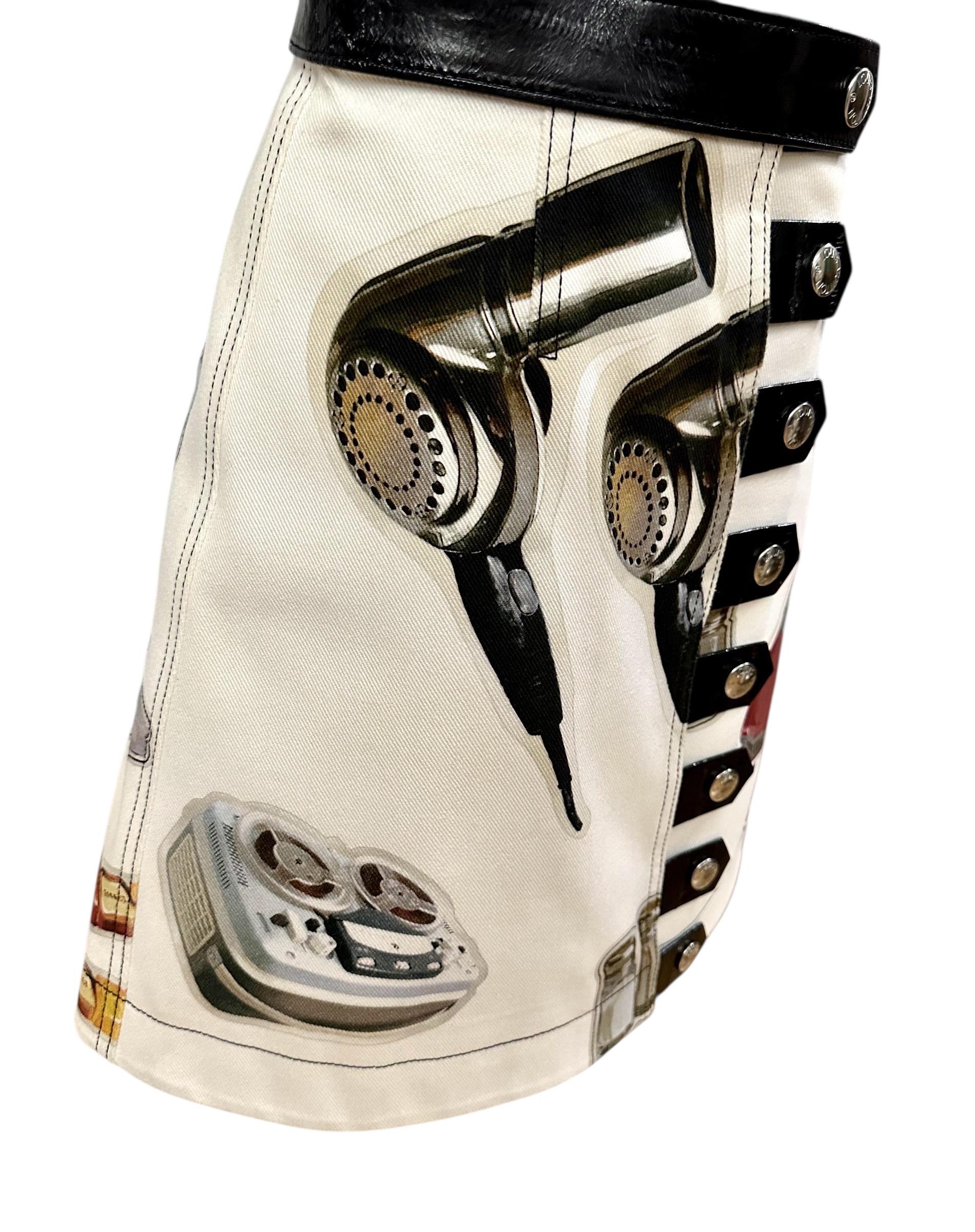 Louis Vuitton by Nicolas Ghesquière SS 2015 Ready to Wear Rock mit Sticker-Print im Angebot 3