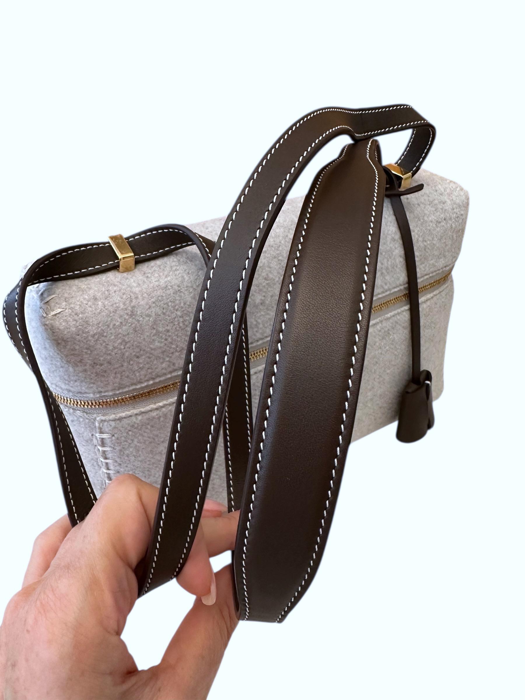 Loro Piana Gris Cachemire L27 Sac Extra en vente 1