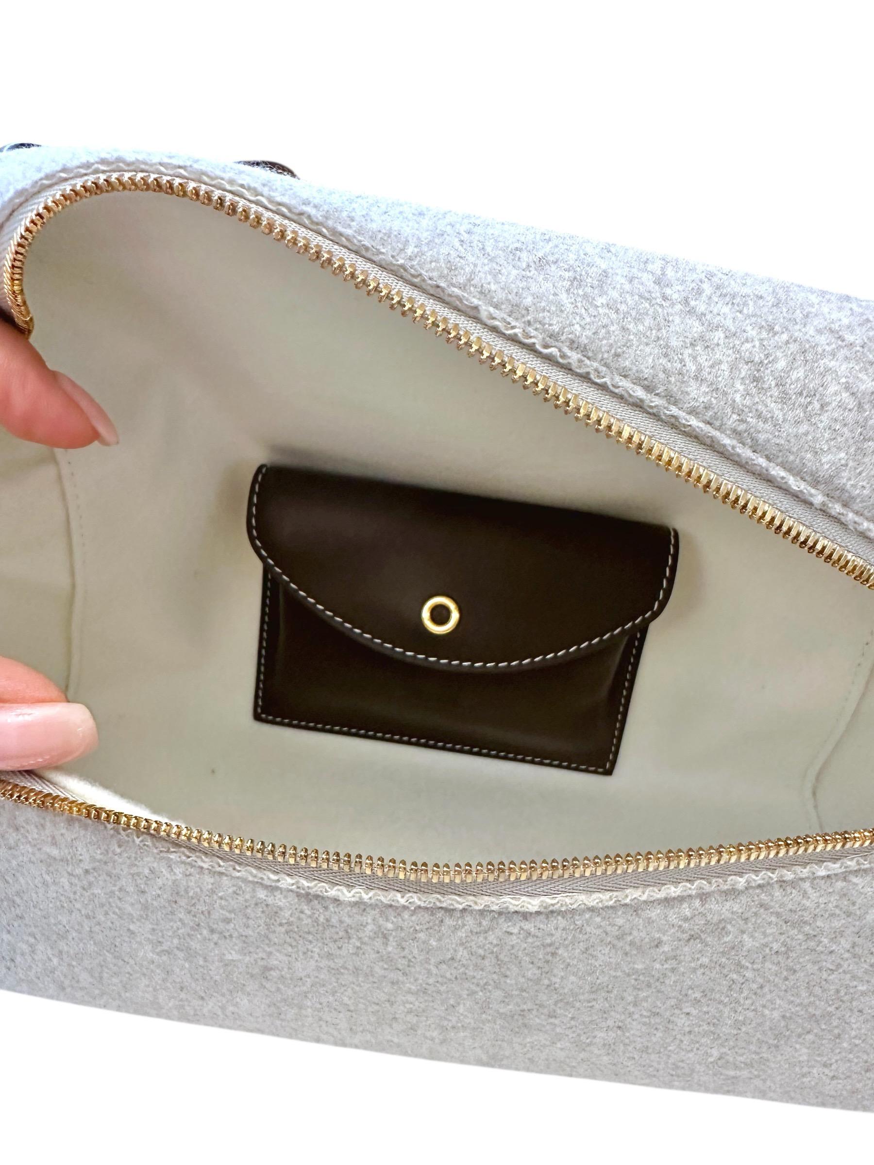 Loro Piana Gris Cachemire L27 Sac Extra en vente 11